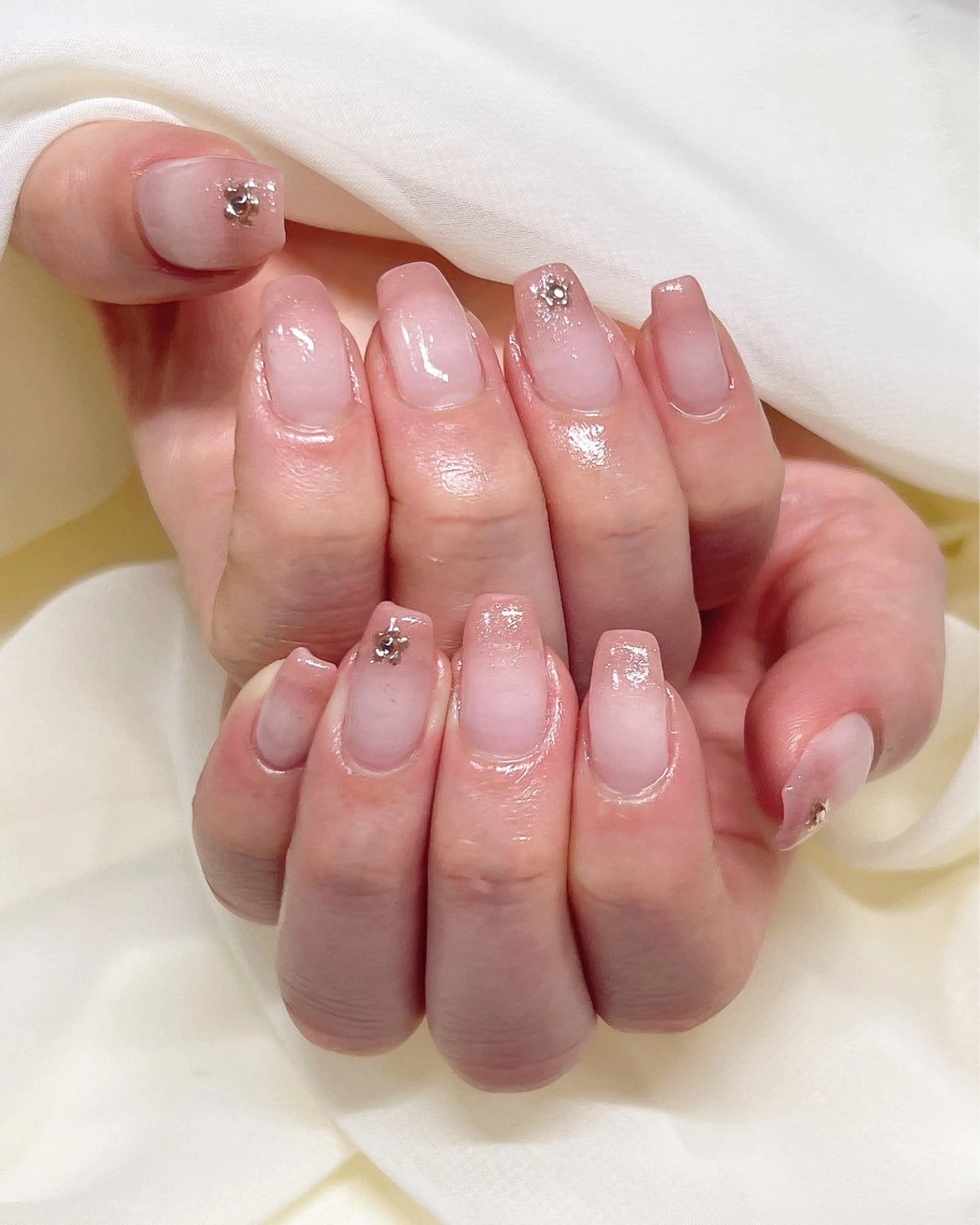 ネイル ミラーネイル シンプルネイル nail salon MUAのネイルデザイン