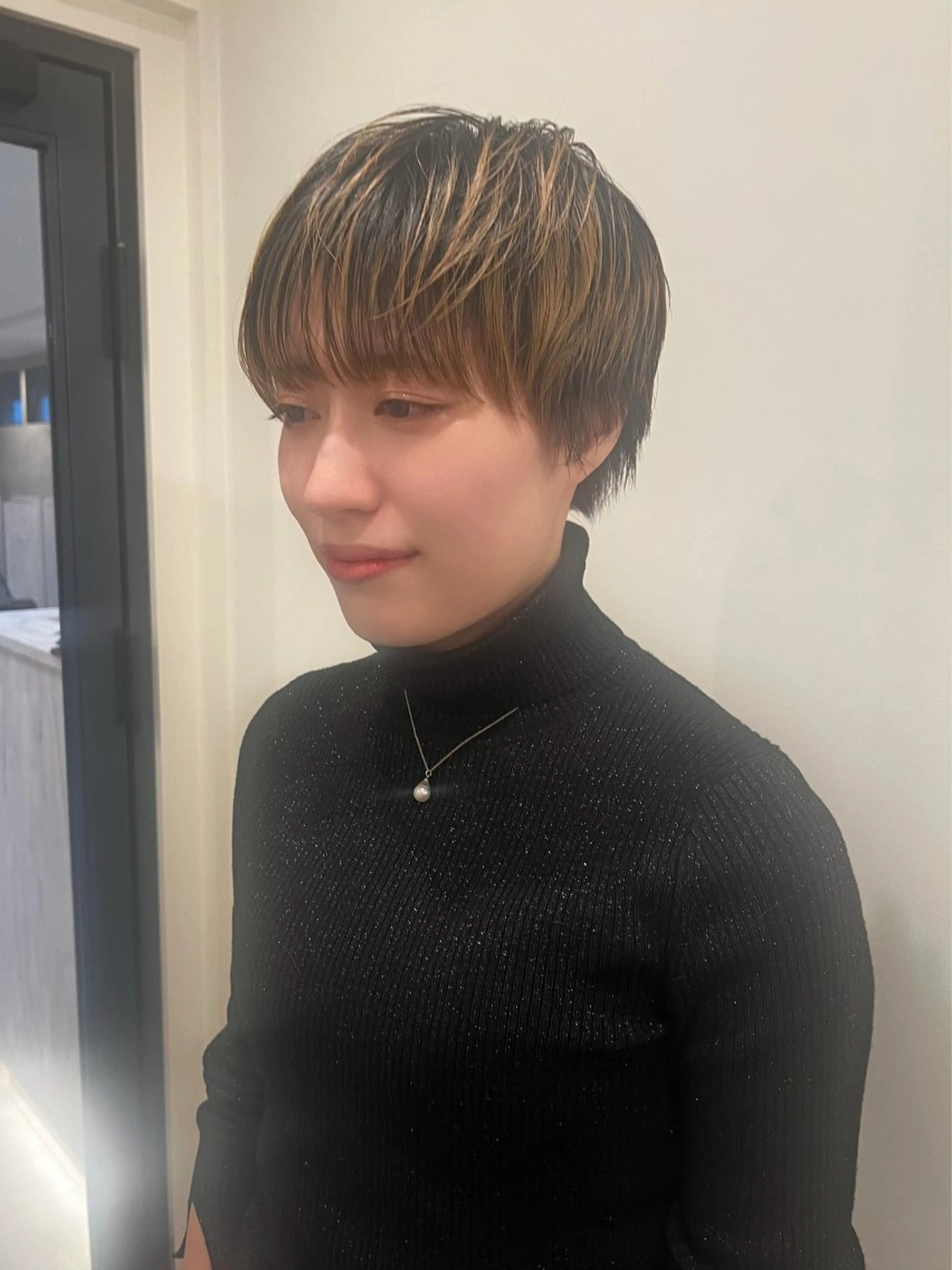 ショート ベリーショート ショートヘア カット トリートメント 工藤 梨花のヘアスタイル