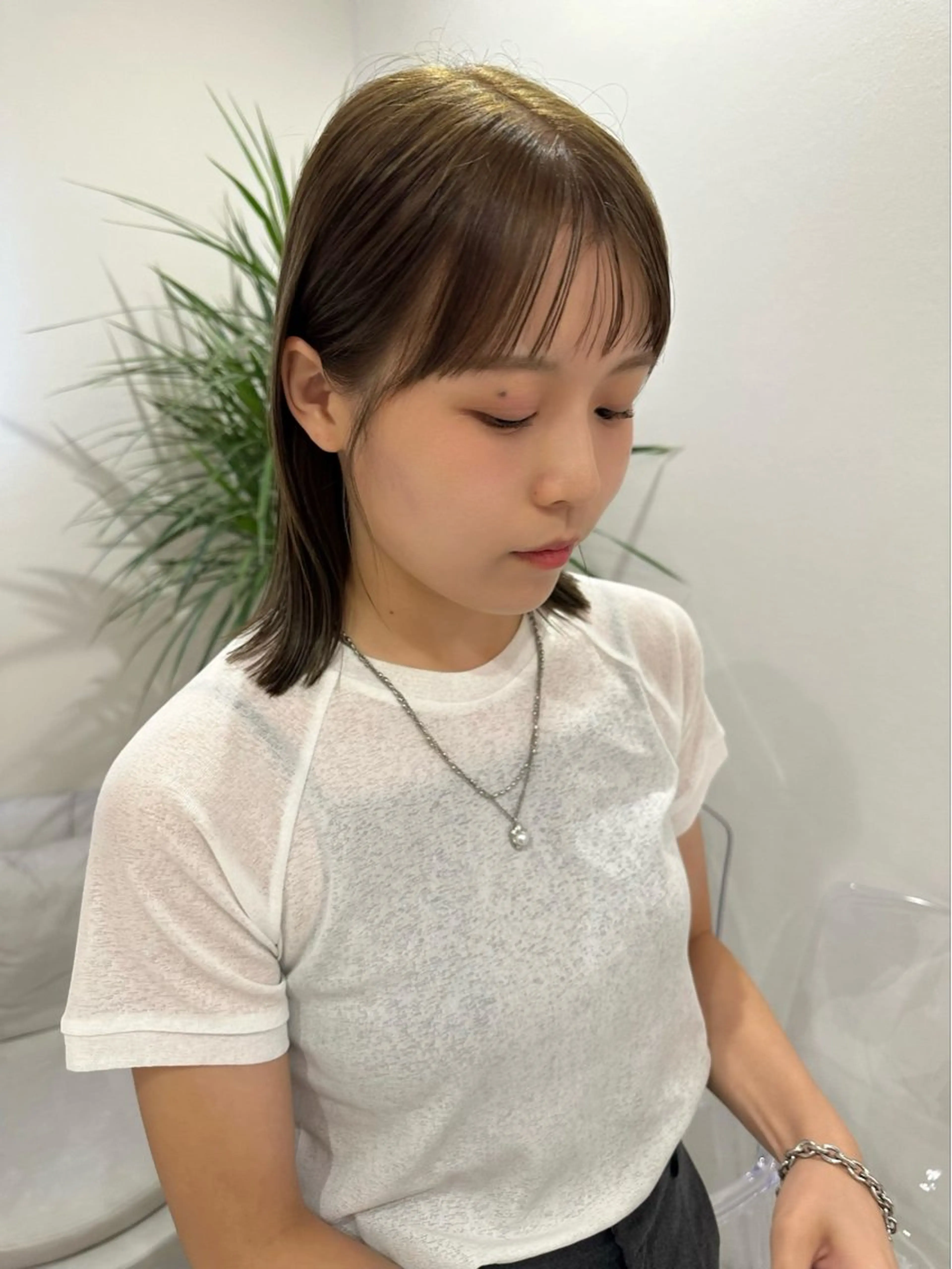 ミディアム カラー ヘアカラー トリートメント かえ🩶韓国ボブ🎀 透明感カラー🥣のヘアスタイル