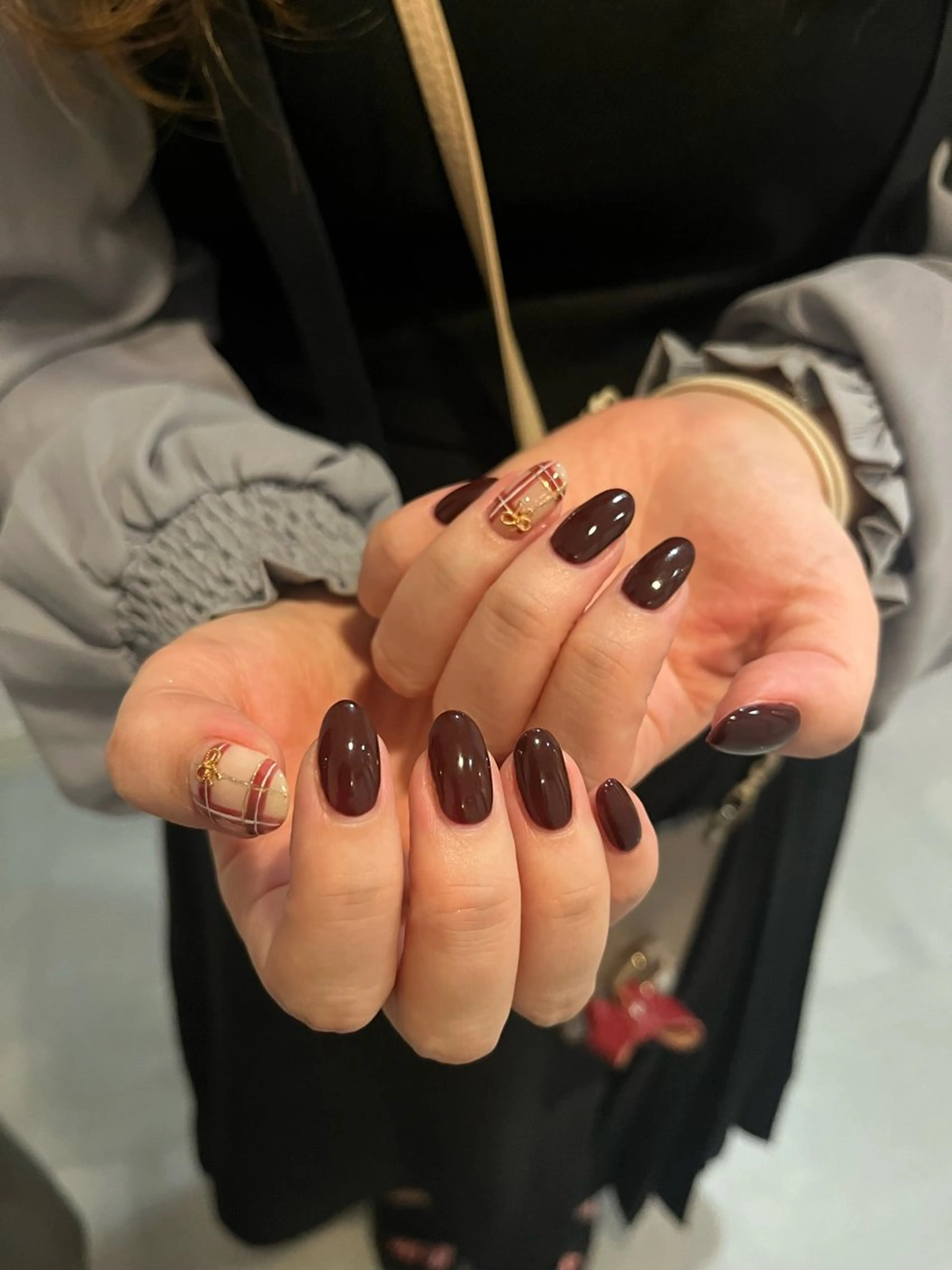 ネイル ハンドネイル +vico 堀江店所属・中西 春那のネイルデザイン
