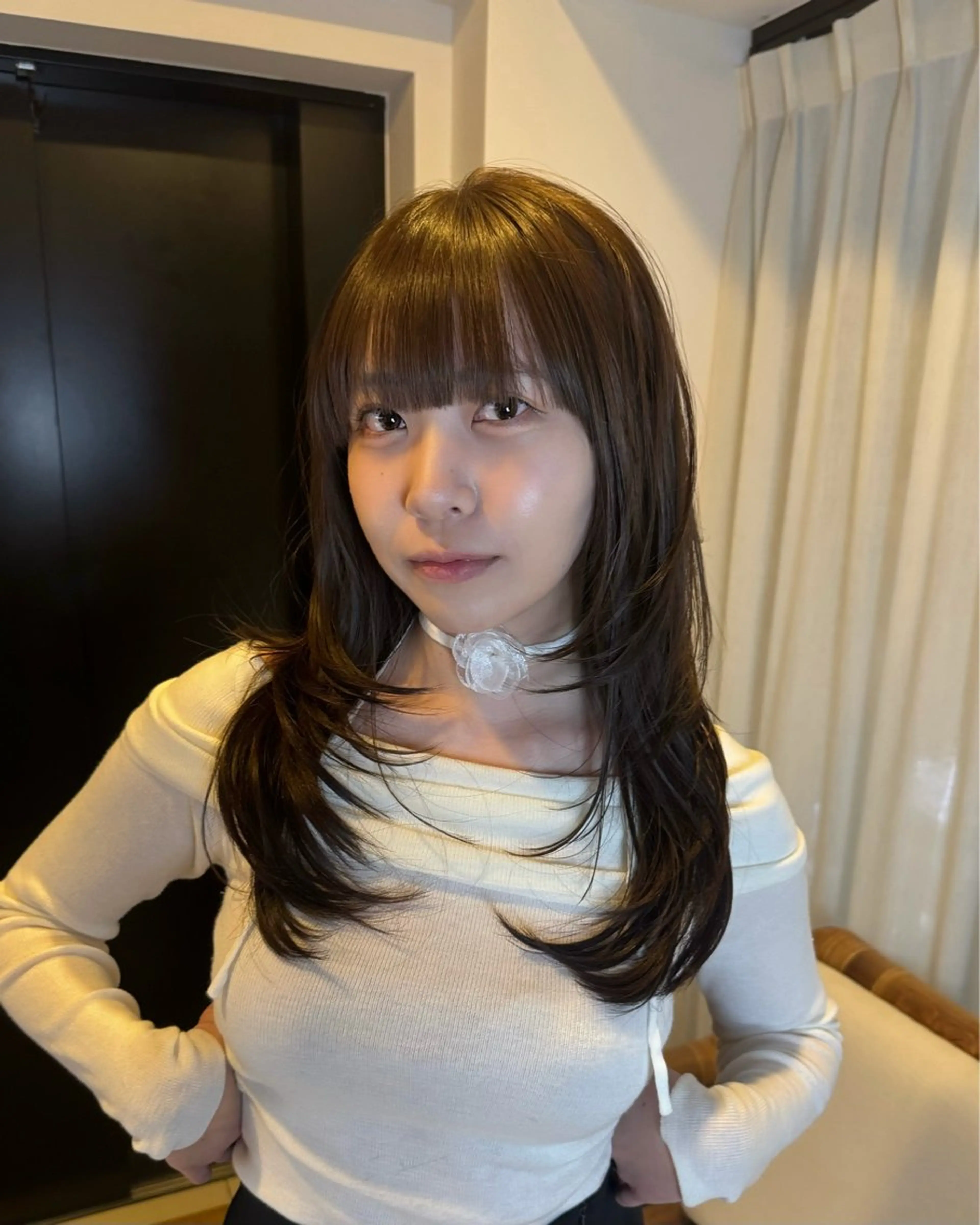 ロング カラー アッシュ アッシュブラウン ブラウンカラー ハッシュカット ハイレイヤー カット ヘアカラー トリートメント Bonheur銀座 /前田 栞九郎のヘアスタイル