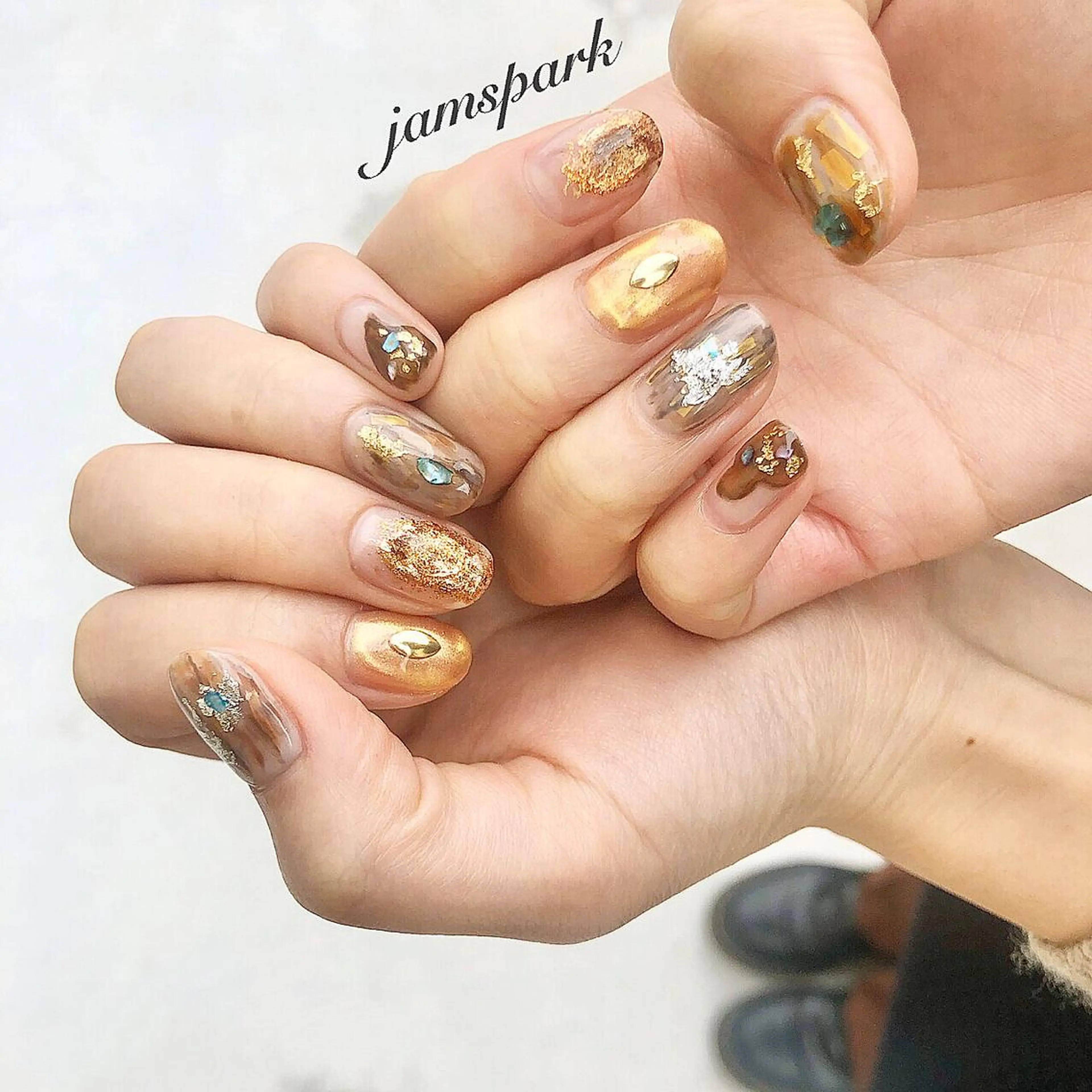 ネイル アートネイル ブラウン ジェルネイル ラメ(グリッター) ミラーネイル ハンドネイル jamspark ✨のネイルデザイン