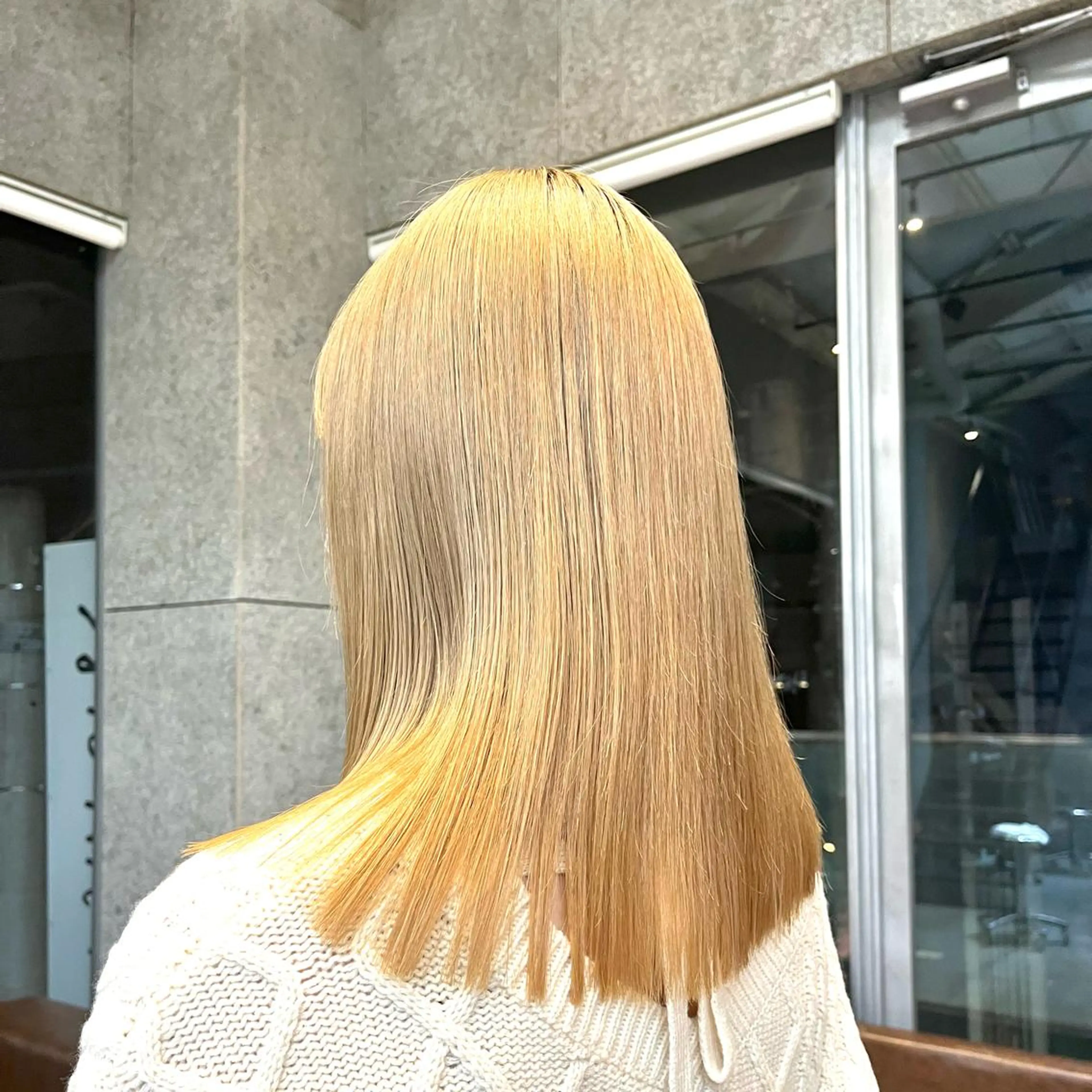 ミディアム カラー ヘアカラー トリートメント GO TODAY SHAiRE SALON 原宿本店所属・ブリーチ/レイヤー ハッシュカット/河内のヘアスタイル