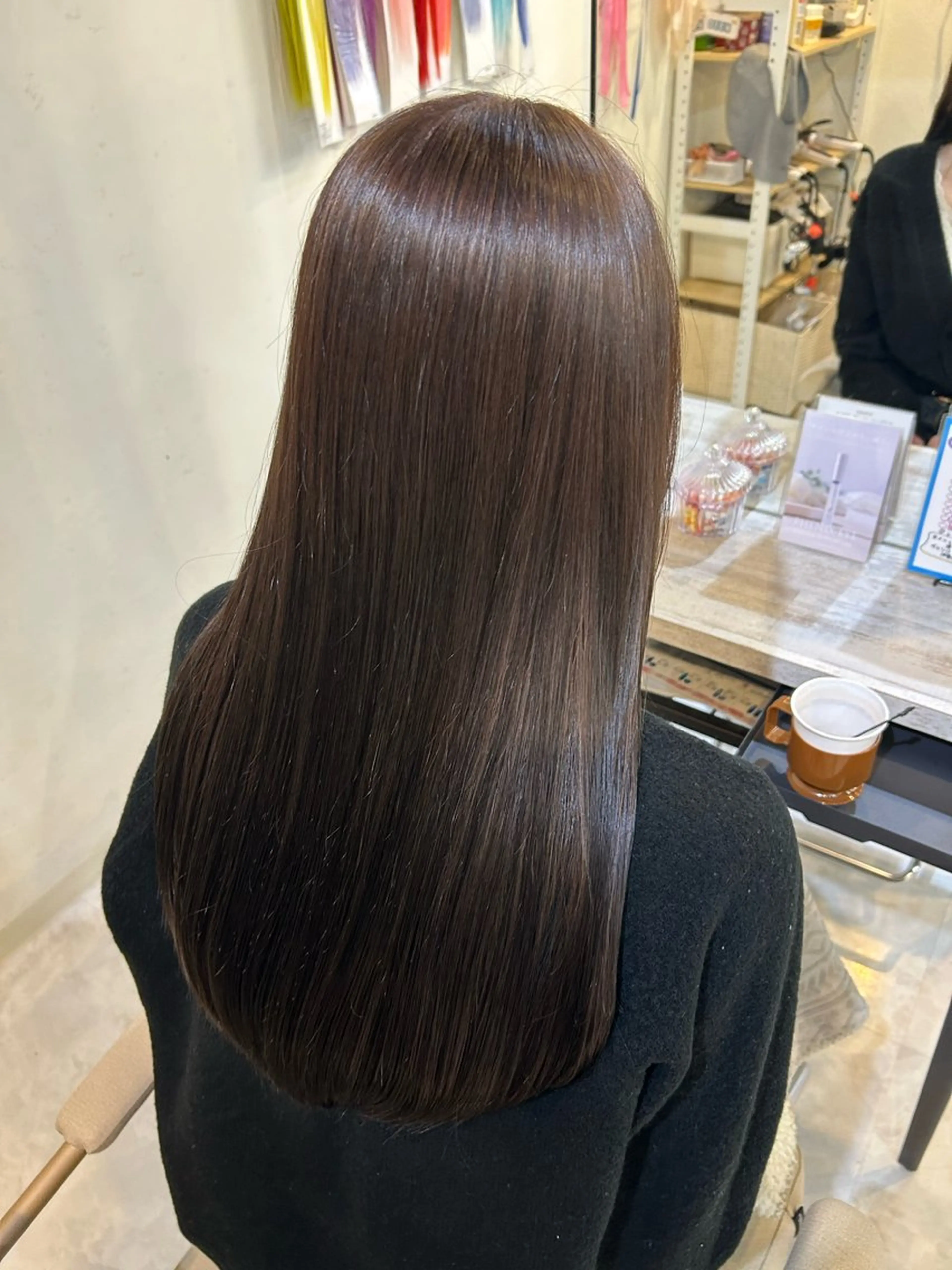 ロング 荻野 ひなのヘアスタイル