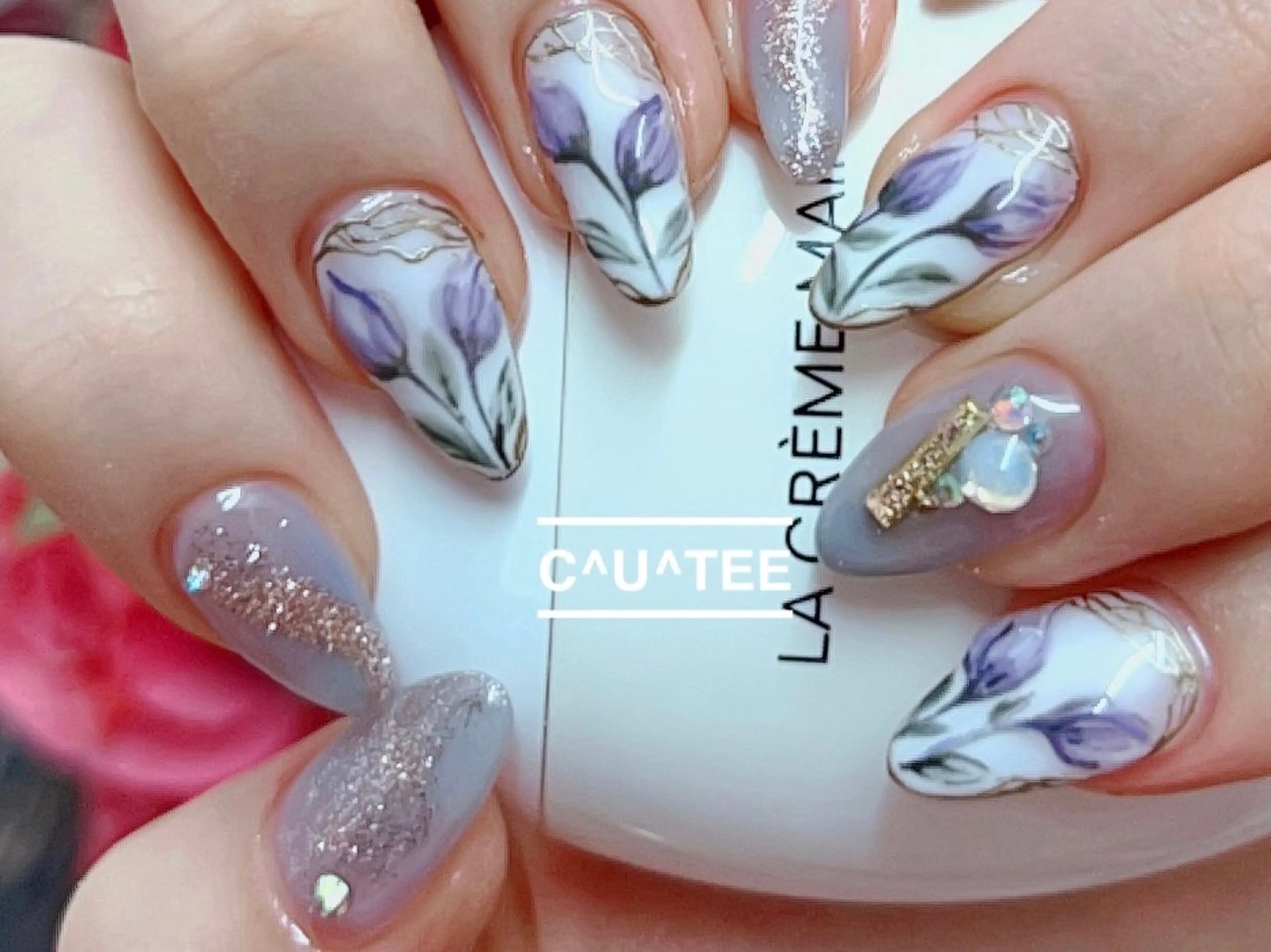 セミロング 🎀CUTEE 🎀レイのネイルデザイン
