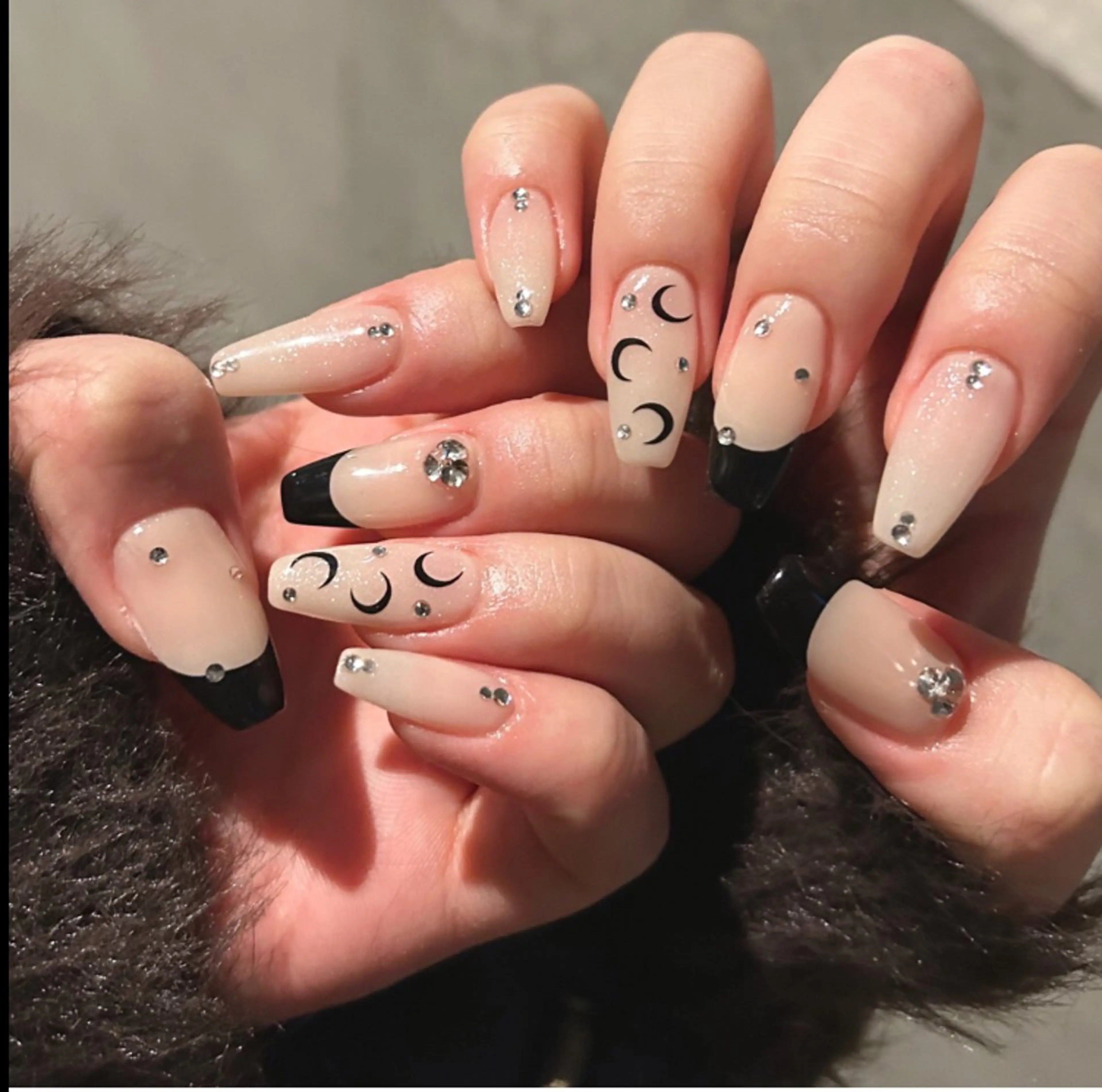 ネイル 長さ出し グラデーション キラキラネイル 韓国ネイル ラメ(グリッター) ハンドネイル ハンドケア Chisa Nail Studio所属・リ リのネイルデザイン