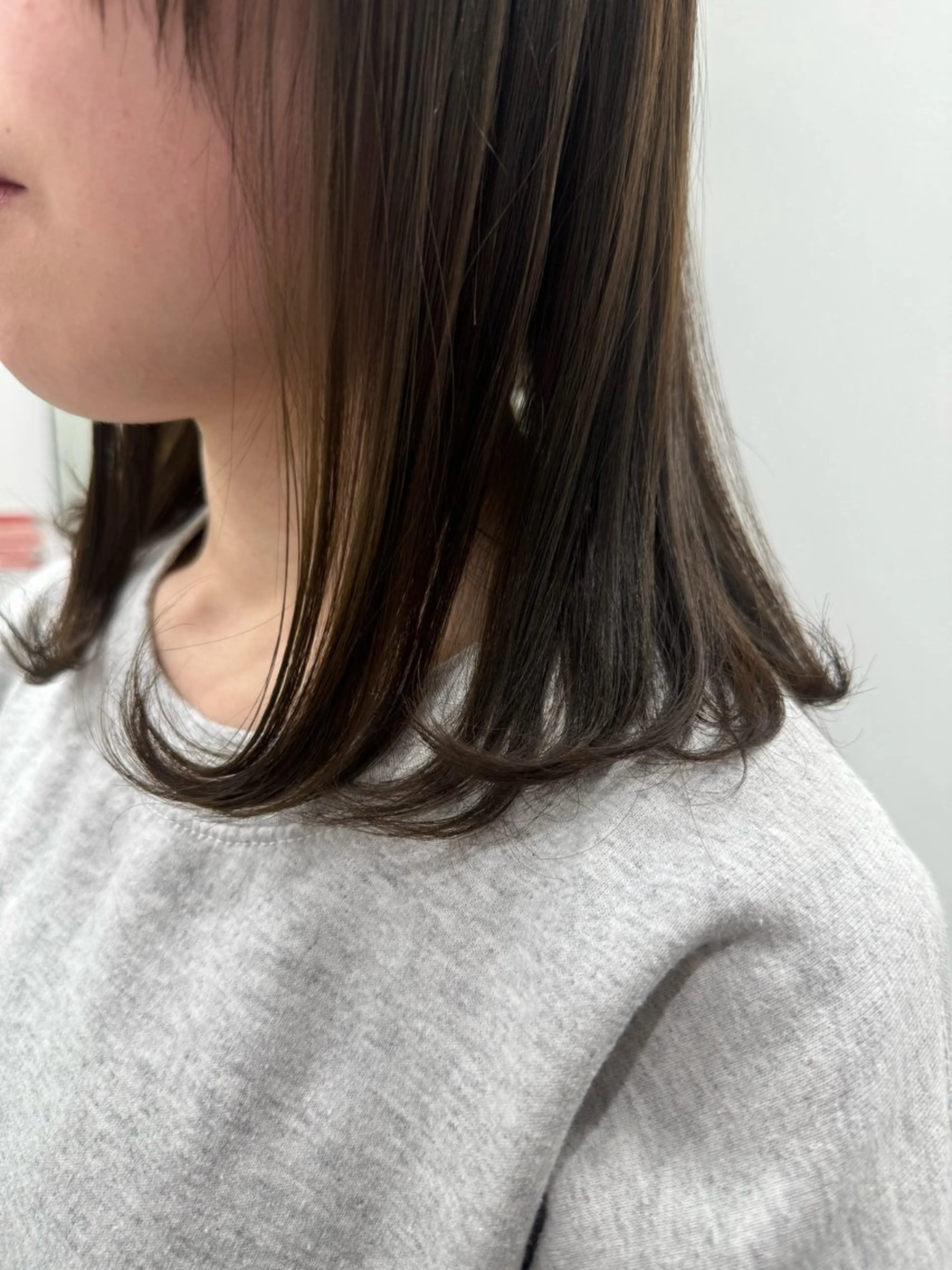 ミディアム カラー 𝘀𝗮𝗲/柏の葉 / パーマモデルのヘアスタイル