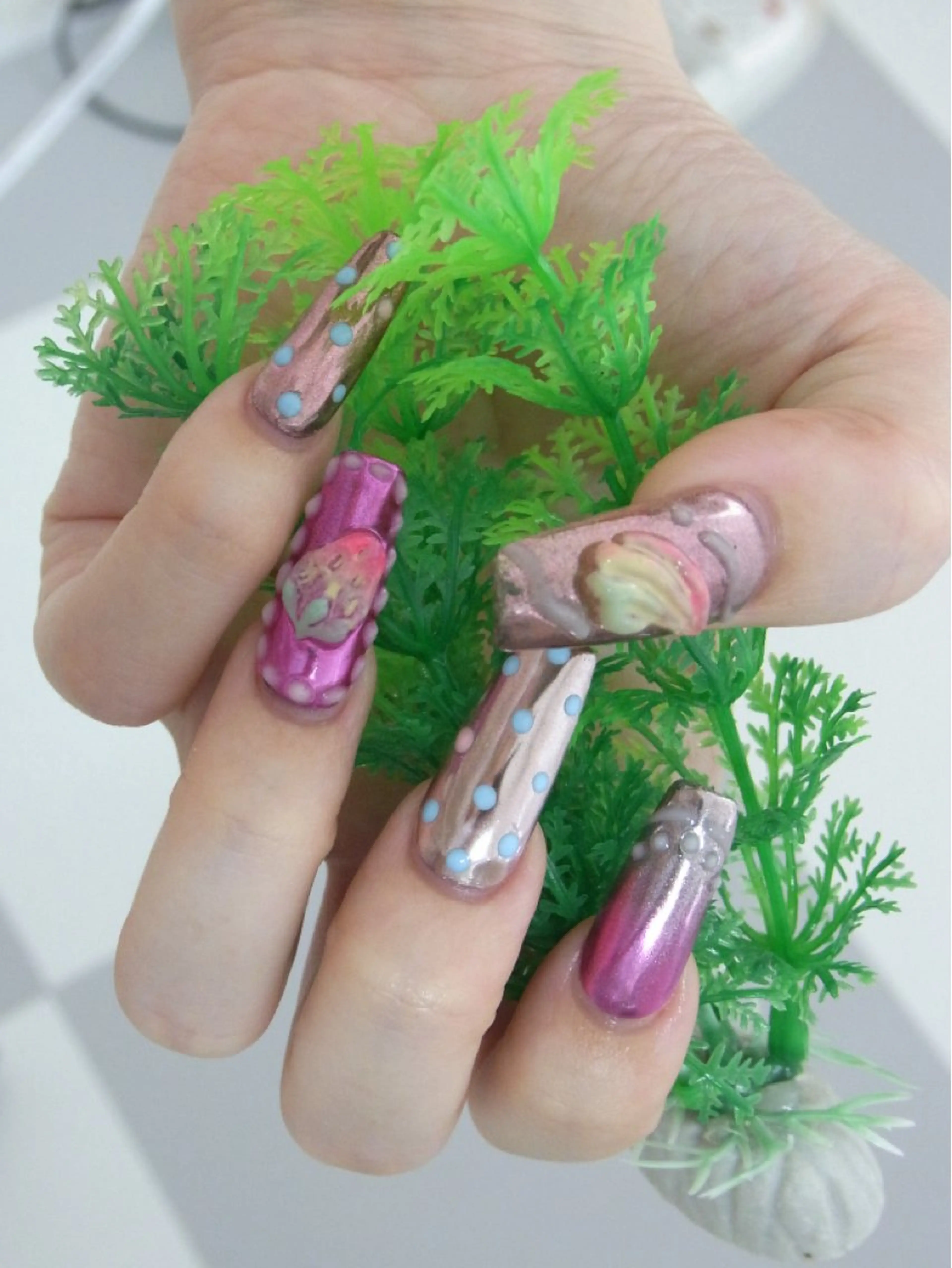 ネイル ハンドネイル nail salon HARE所属・チハル ミチハタのネイルデザイン