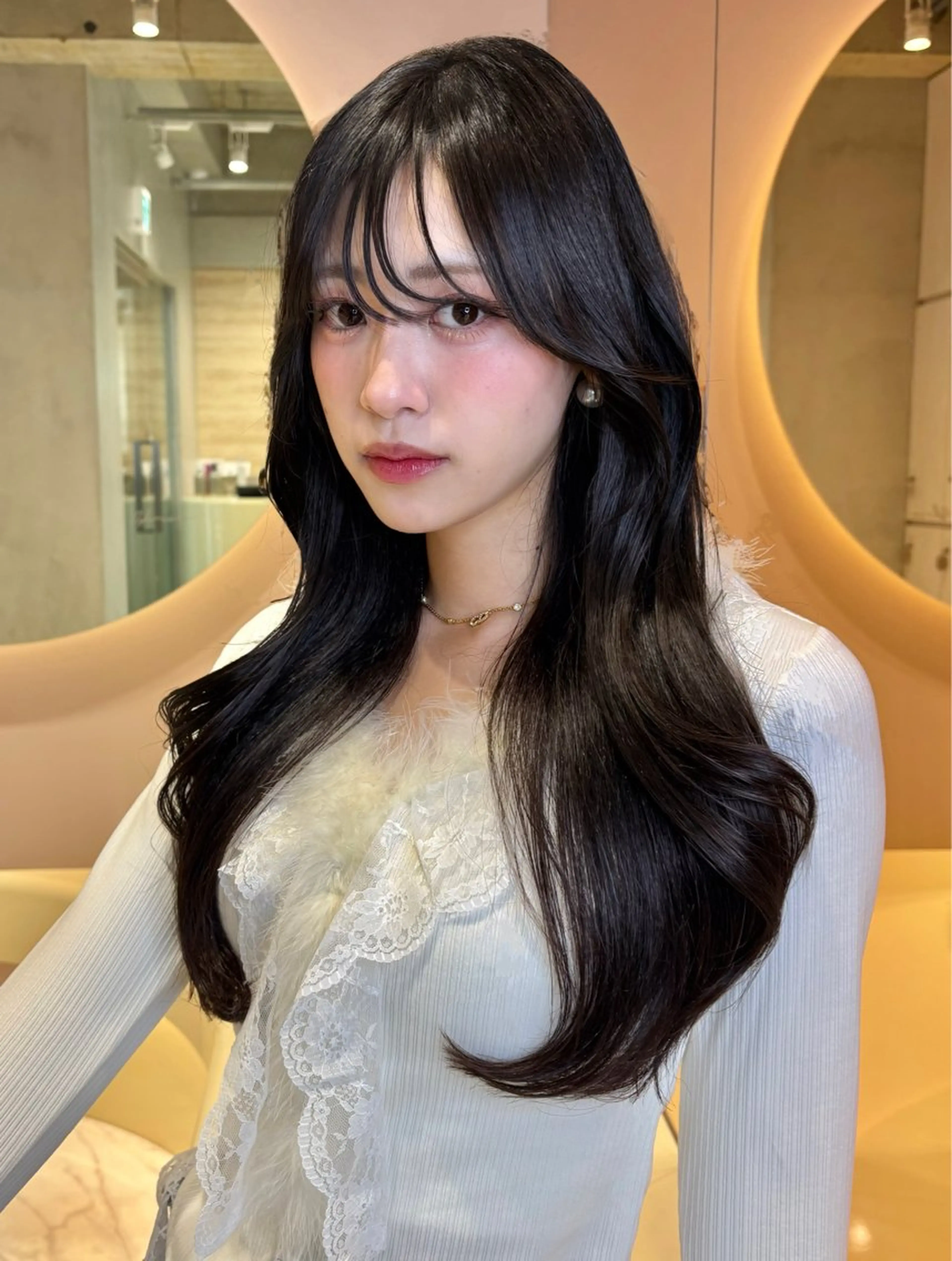 ロング カラー ヘアアレンジ ボブ くびれヘア 顔まわりレイヤー 顔周りカット 髪質改善 カット ヘアカラー トリートメント ヘアセット 大宮‎🤍韓国ヘア‎ 髪質改善 佐藤 和のヘアスタイル
