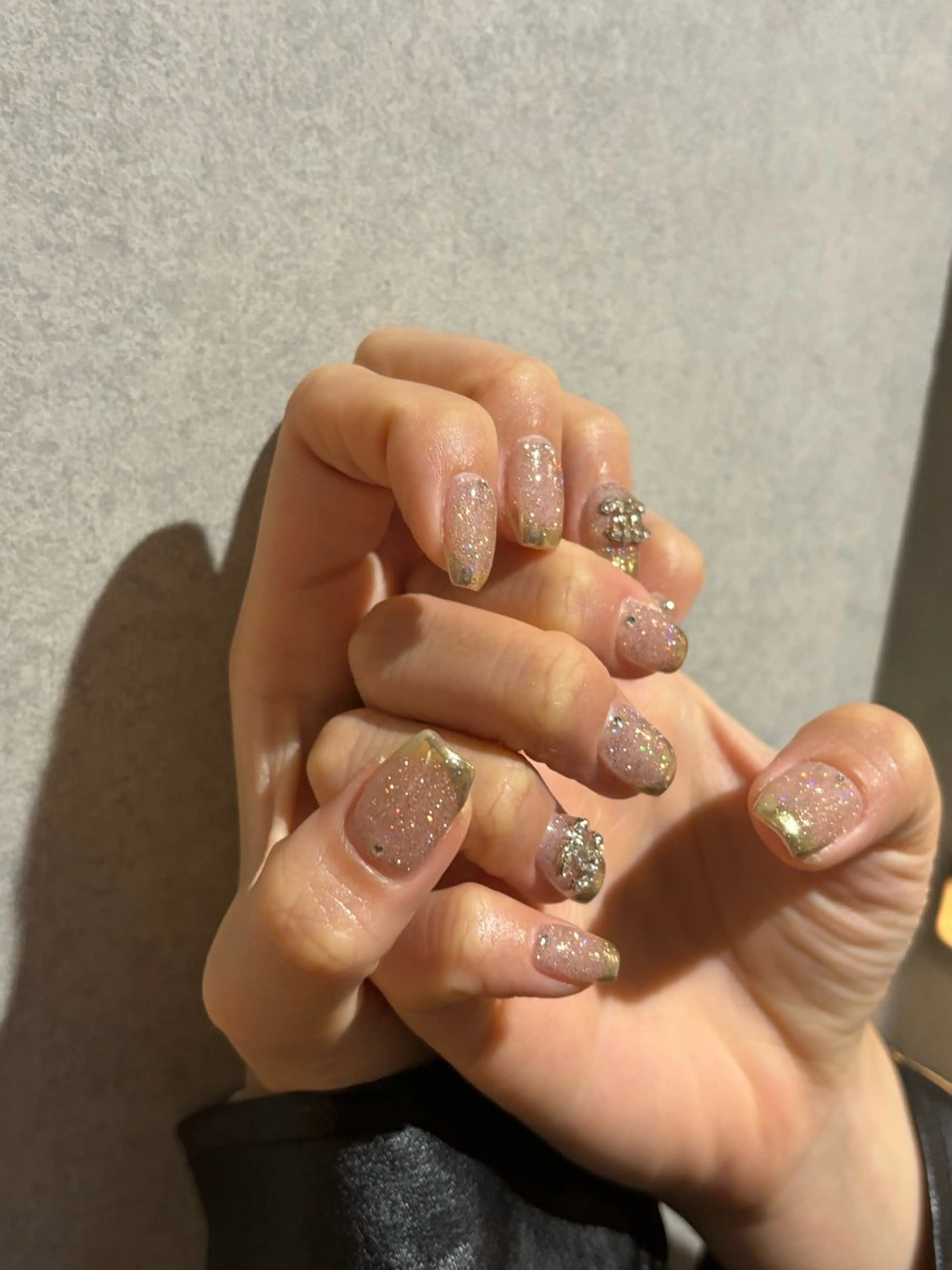ネイル フラッシュネイル フレンチネイル ミラーネイル ネイルサロンマーノ所属・mano Hanaのネイルデザイン