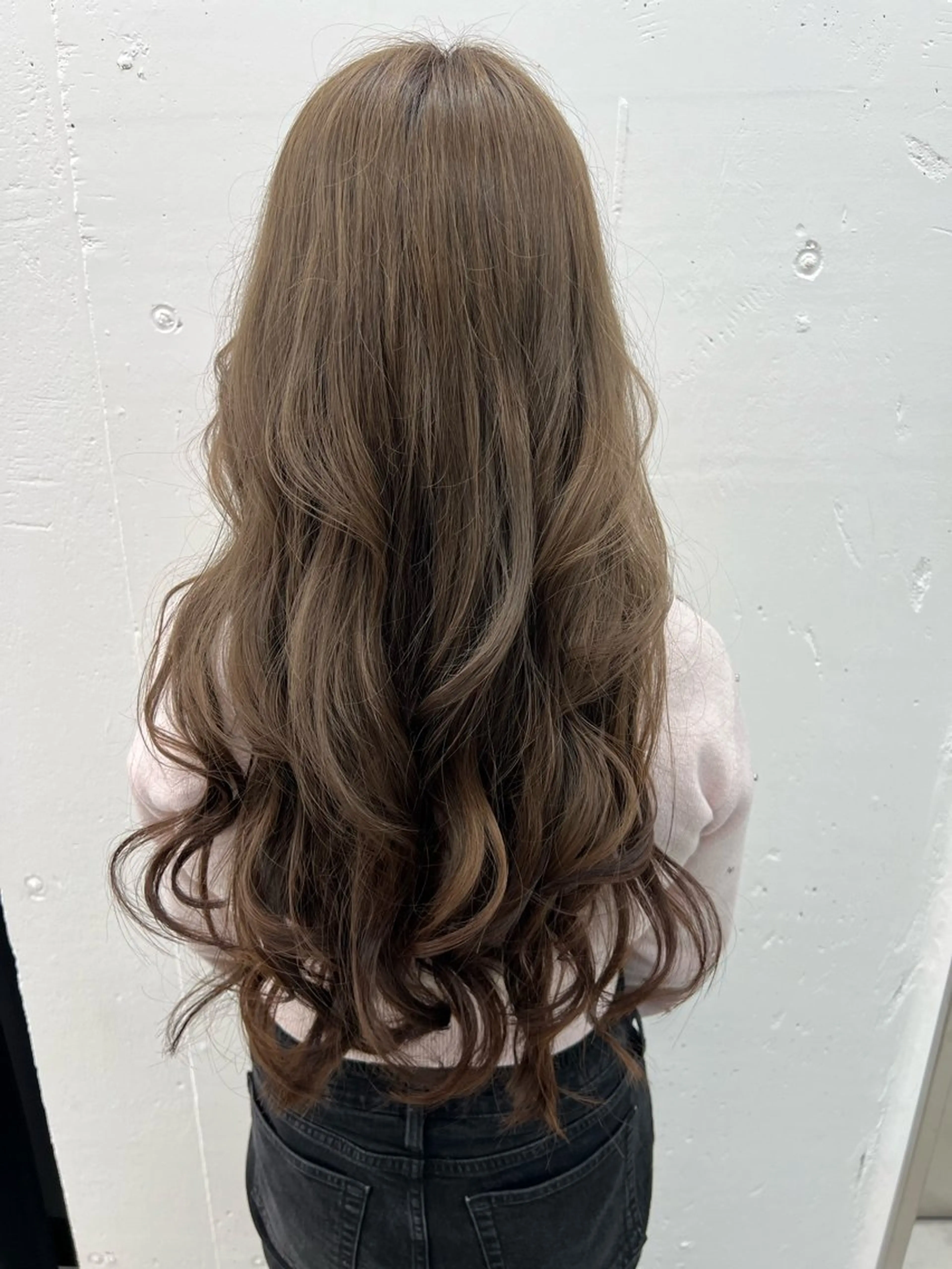 ロング カラー 透明感カラー グレージュ ミルクティーグレージュ トリートメント ヘアカラー トリートメント あすか JILLSTUDIOのヘアスタイル