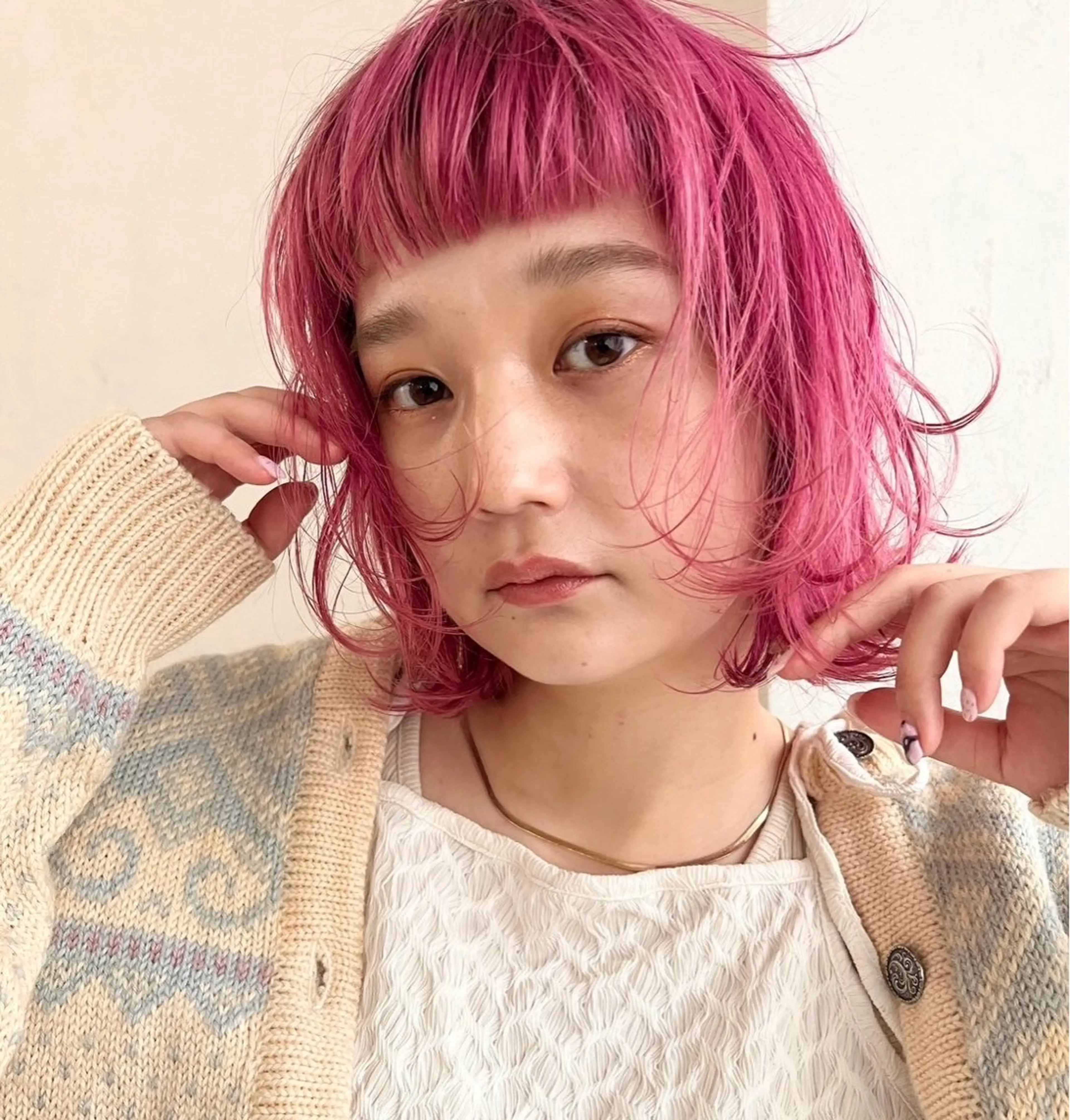 ショート カラー ヘアカラー 💗暖色/ブリーチ/ レイヤー/横浜/メイのヘアスタイル