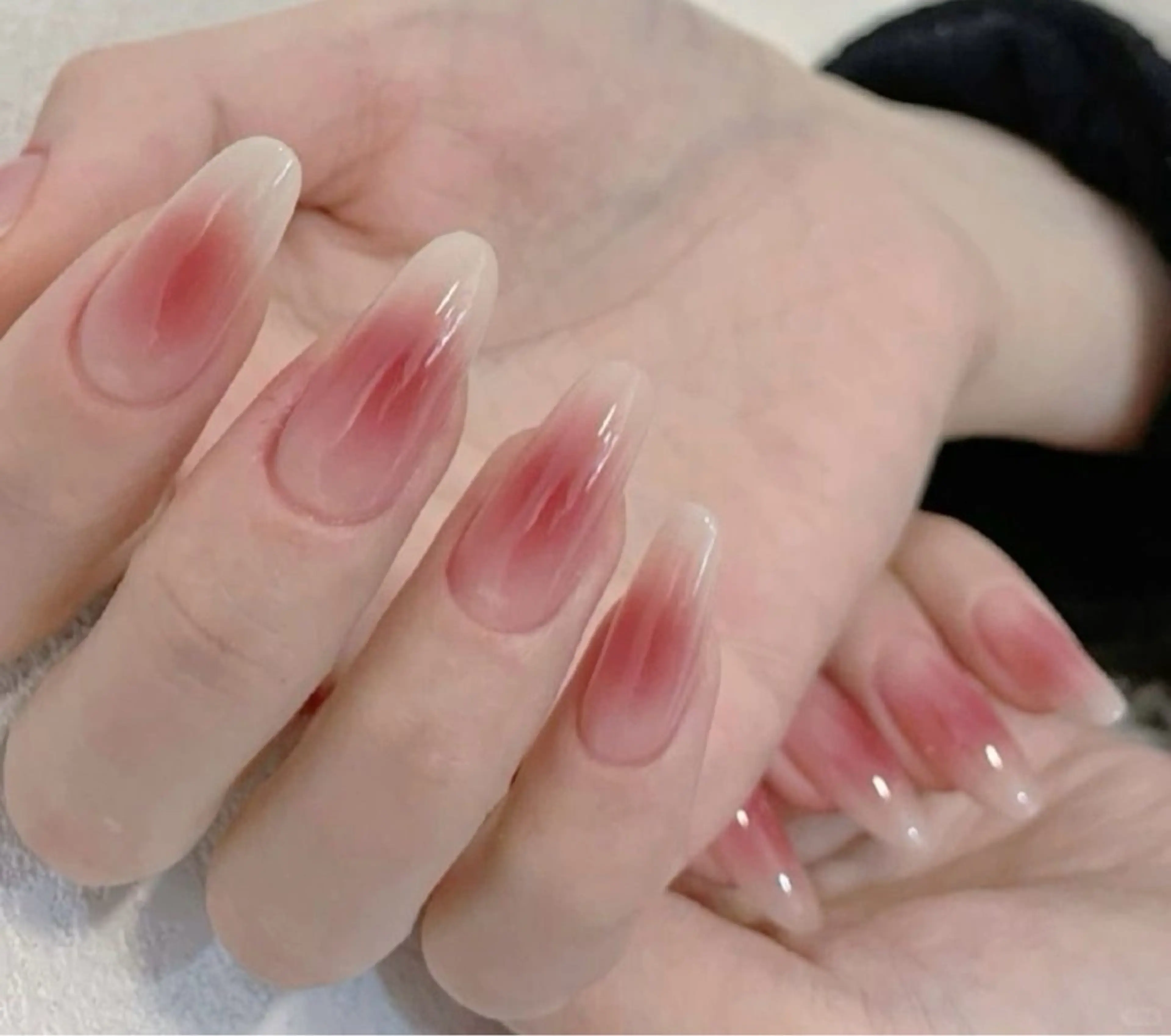 【ハンド】 オフ無しチークネイル💅❄️の写真