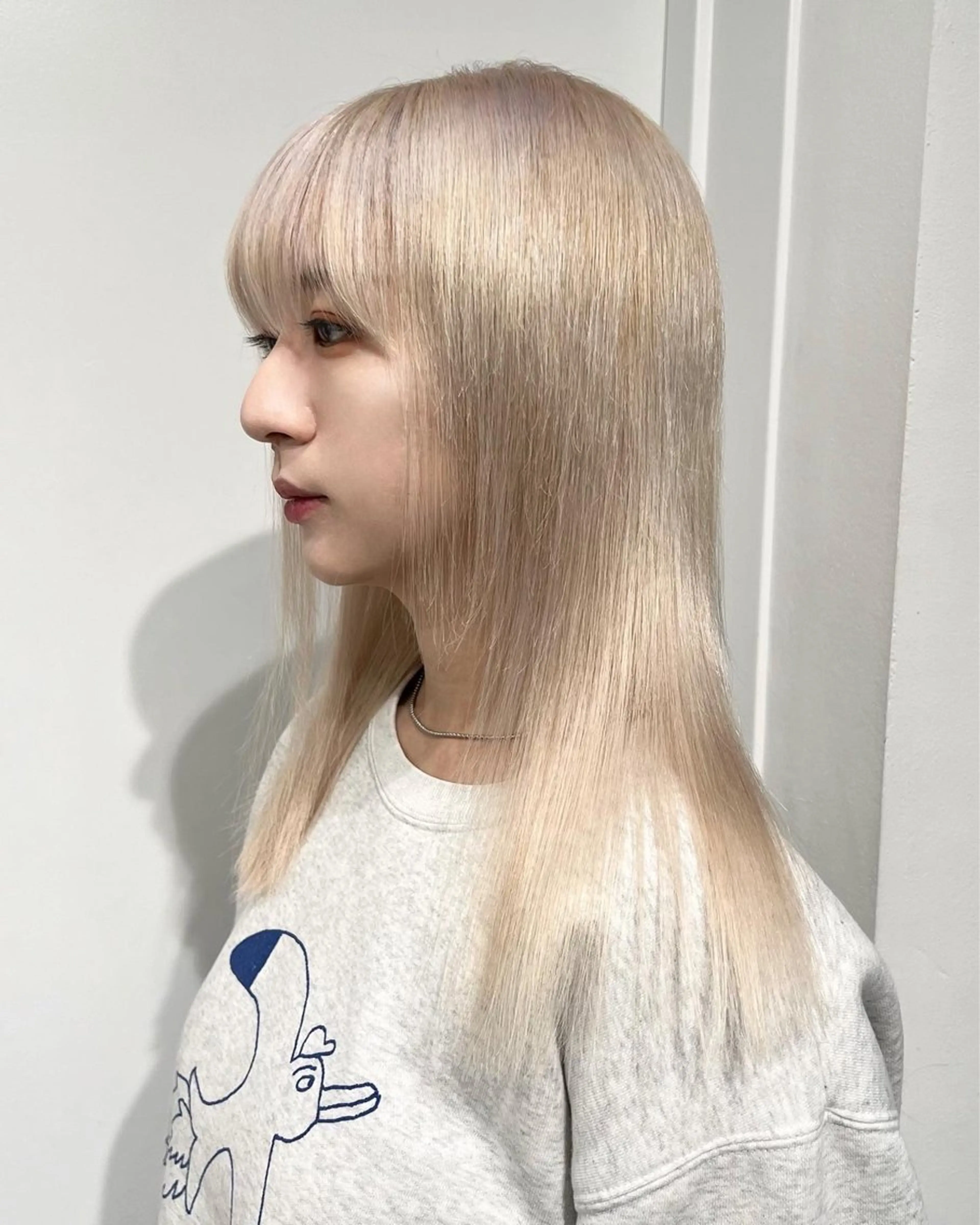 ミディアム カラー ブロンド ホワイトブロンド ヘアカラー トリートメント HARU//原宿🤍 リピート率NO.1のヘアスタイル