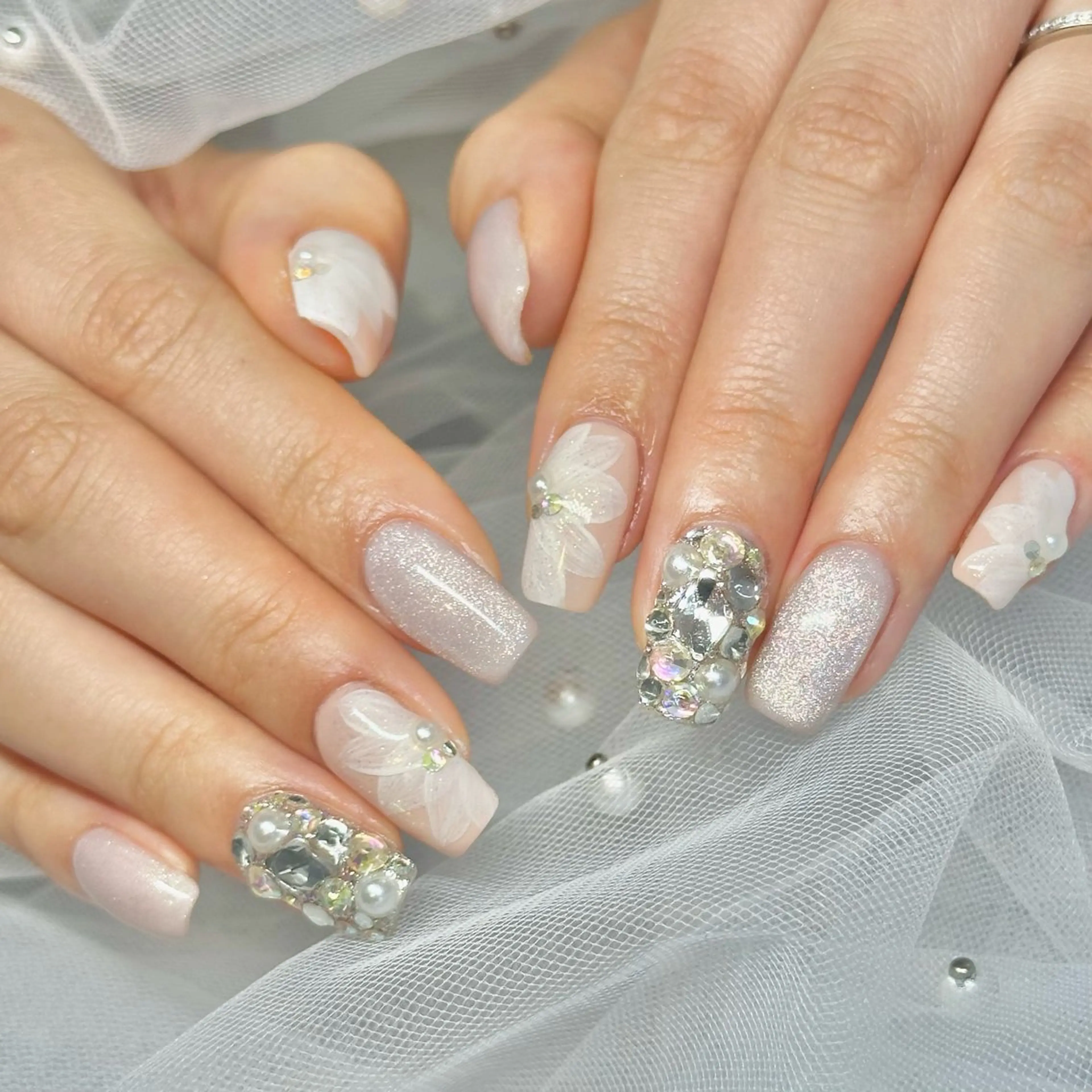 ネイル Prunelle Sawaneのネイルデザイン