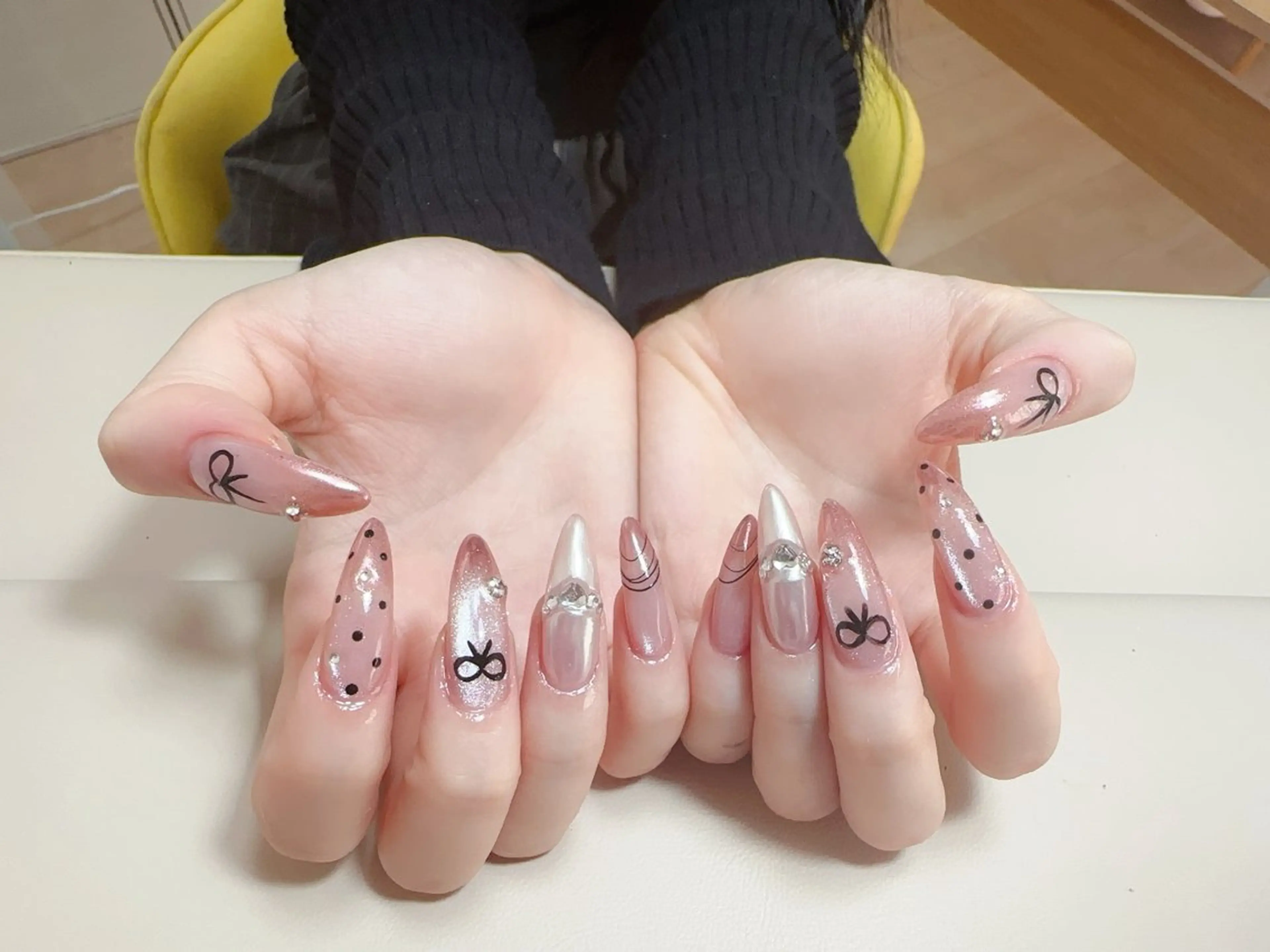 ネイル ハンドネイル NAIL CIRCLESのネイルデザイン