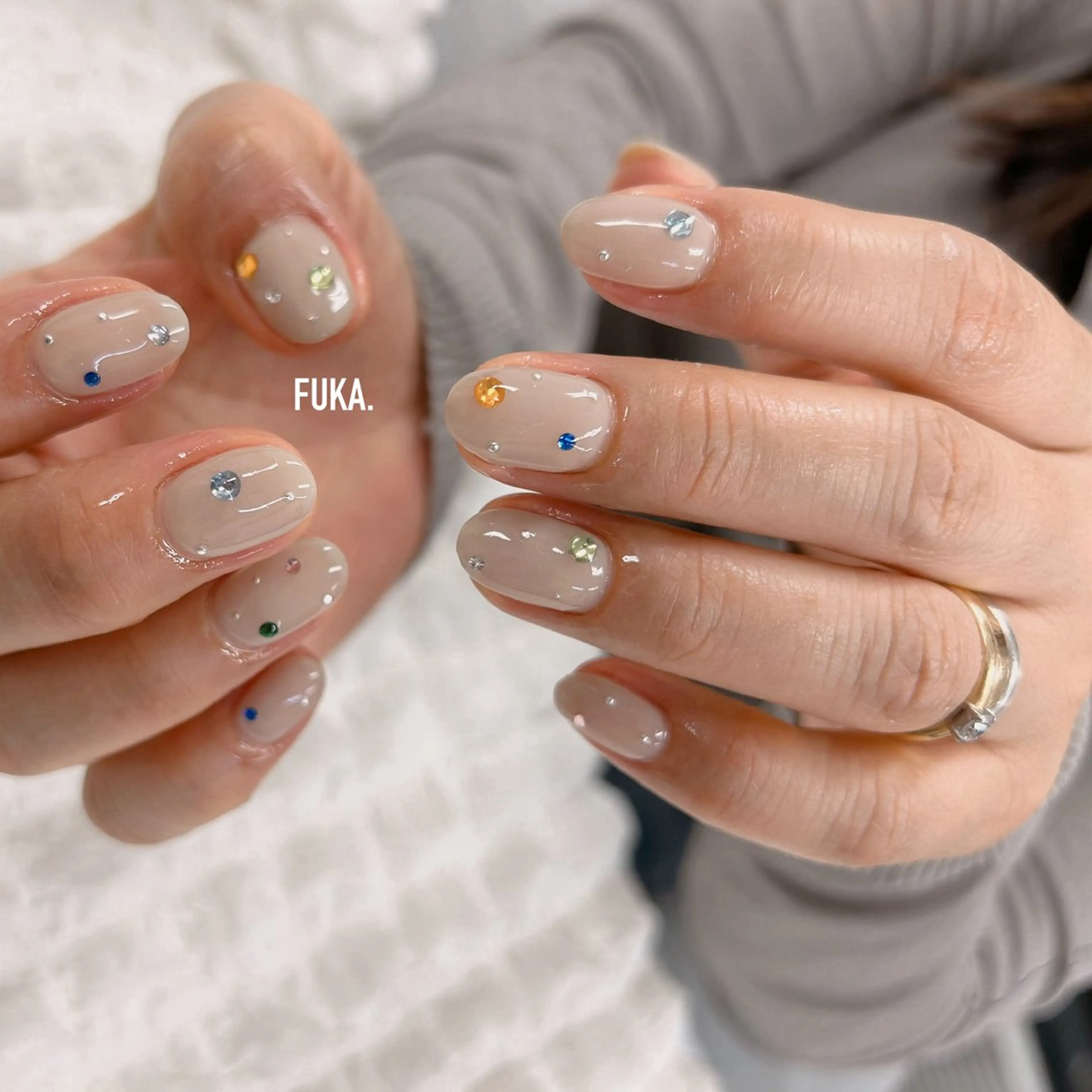 ネイル キラキラネイル ハンドネイル ネイルサロンAnela【アネラ】所属・Nail♡Fuka. /12月予約受付中のネイルデザイン