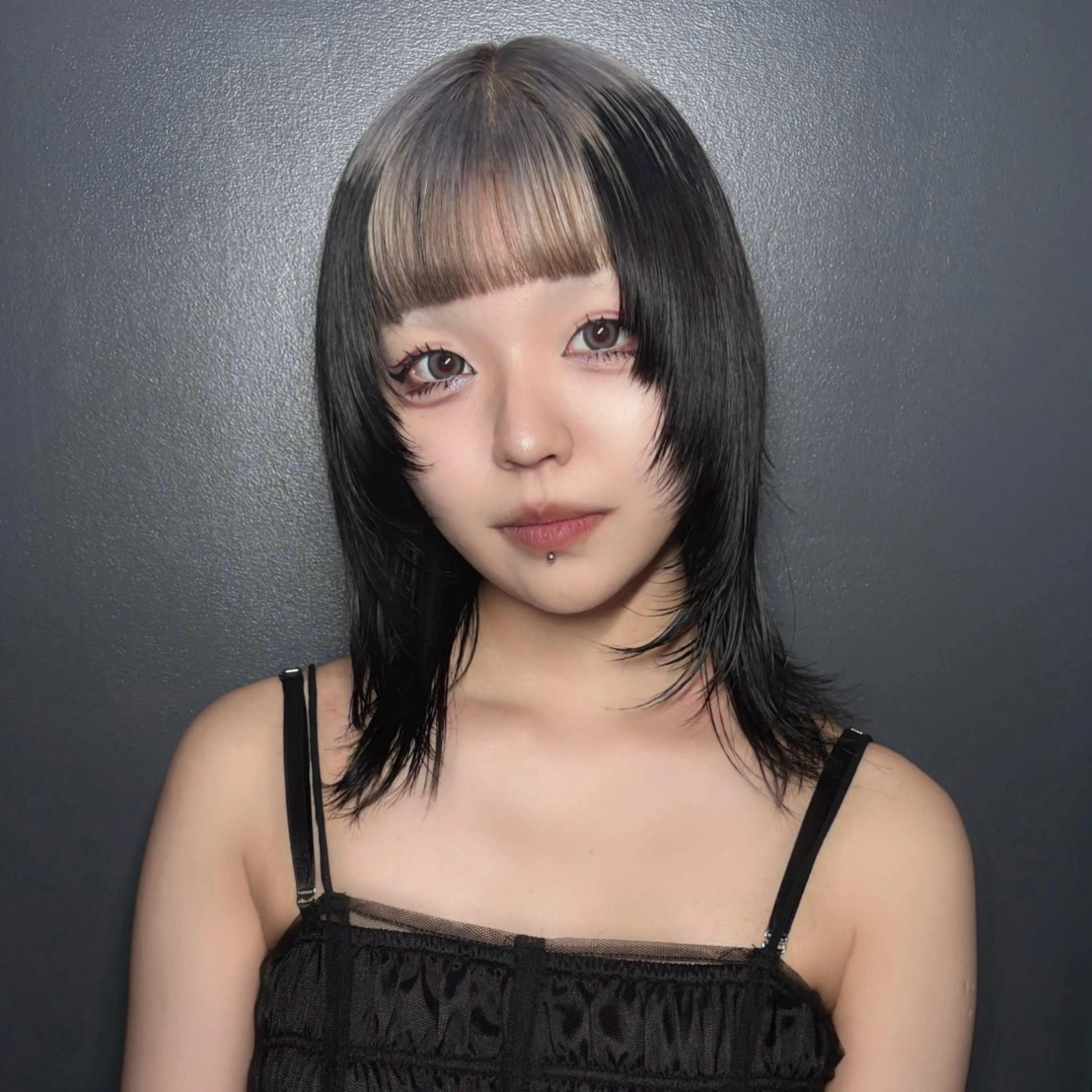 ミディアム カラー ブリーチ ケアブリーチ ハイトーンカラー ヘアカラー ★デザインカラー ハイトーン ももか★のヘアスタイル