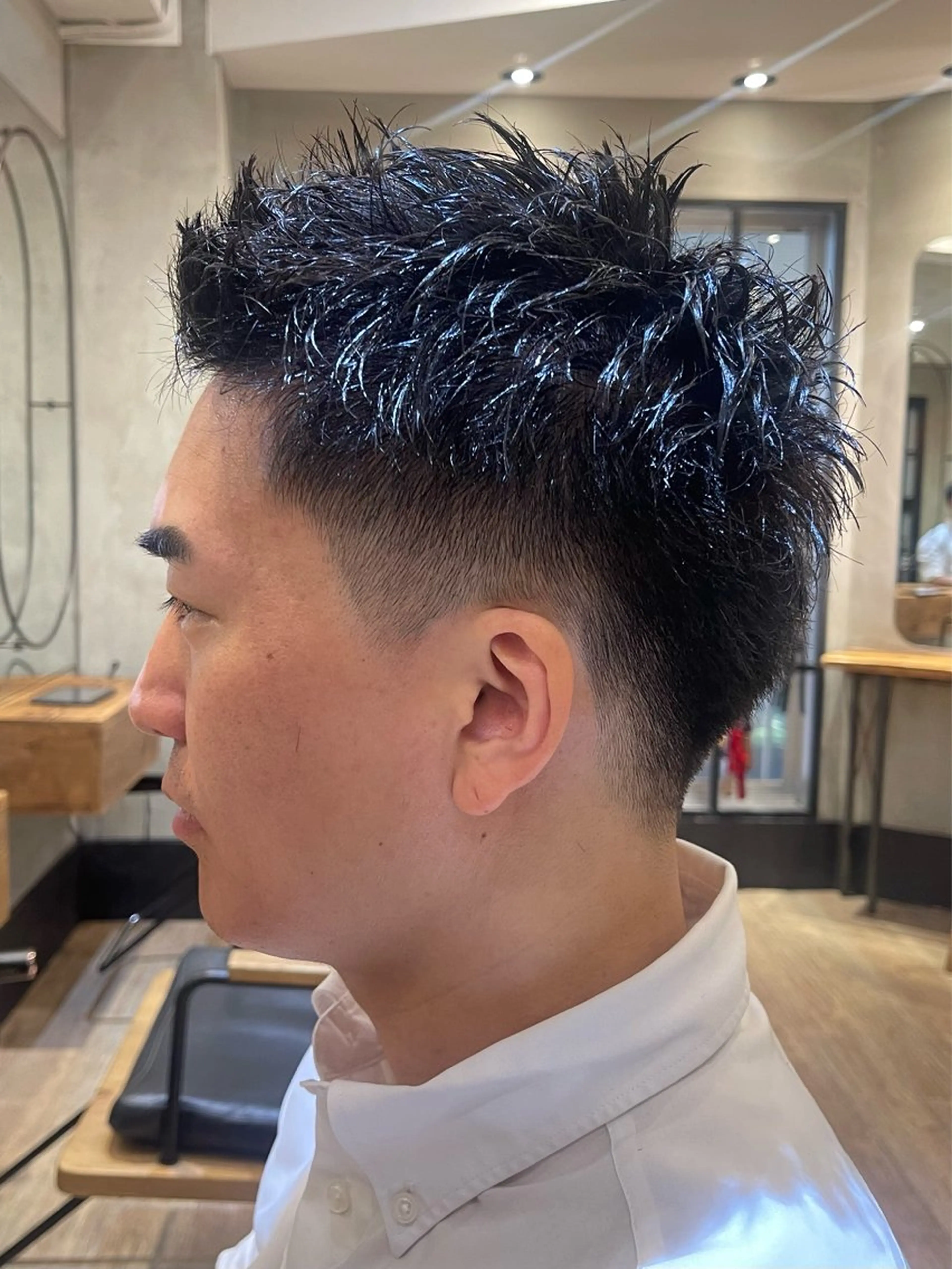 ショート パーマ メンズ ビジネス フェードカット メンズ韓国風 マッシュ メンズパーマ カット パーマ トリートメント ヘアセット amie高崎所属・高崎メンズパーマ 髪質改善TAKEのヘアスタイル