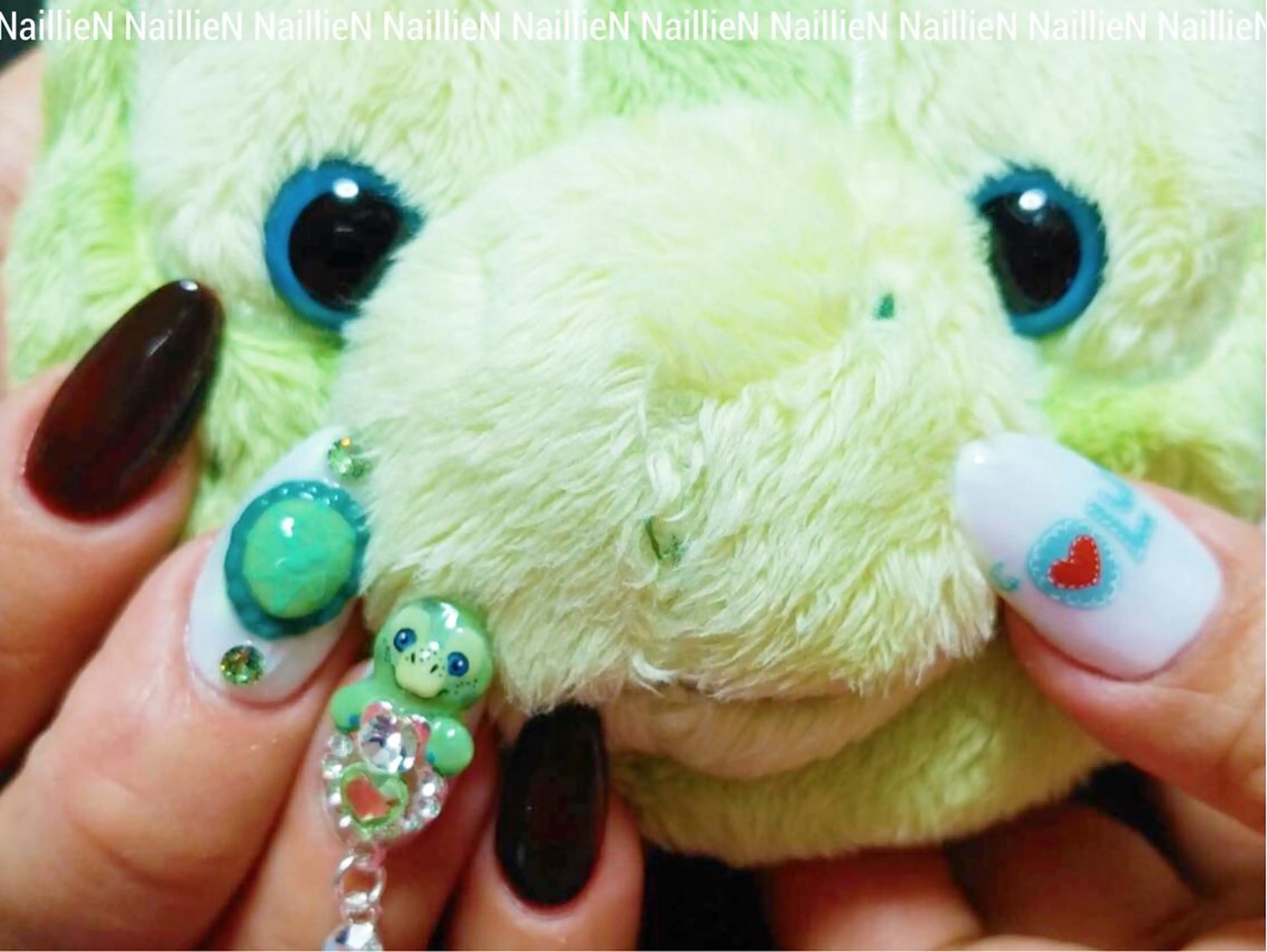 ネイル ハンドネイル Nail lieNのネイルデザイン