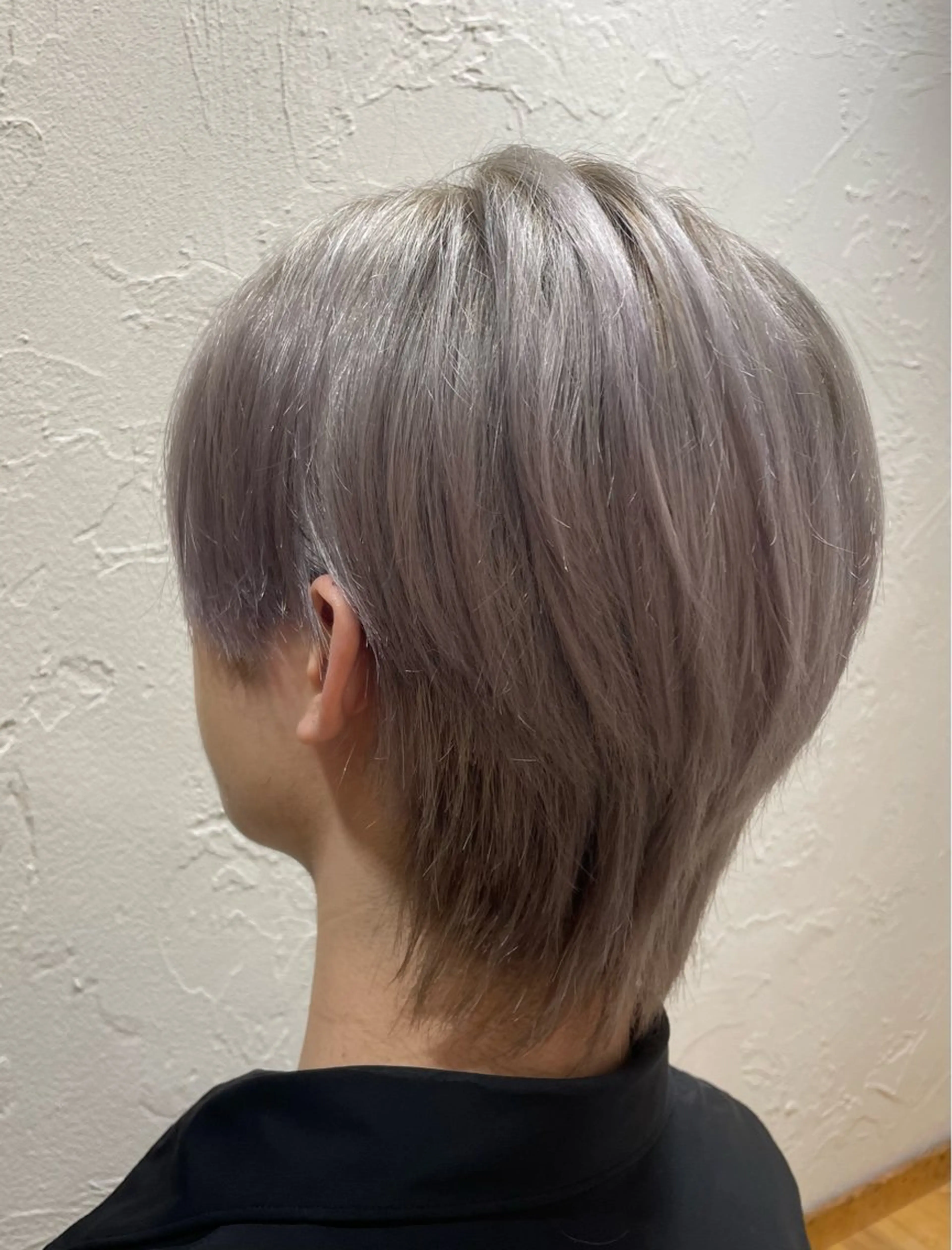 カラー メンズ メンズブリーチ メンズハイトーン ブリーチ ハイトーンカラー 瀧澤 一真のヘアスタイル