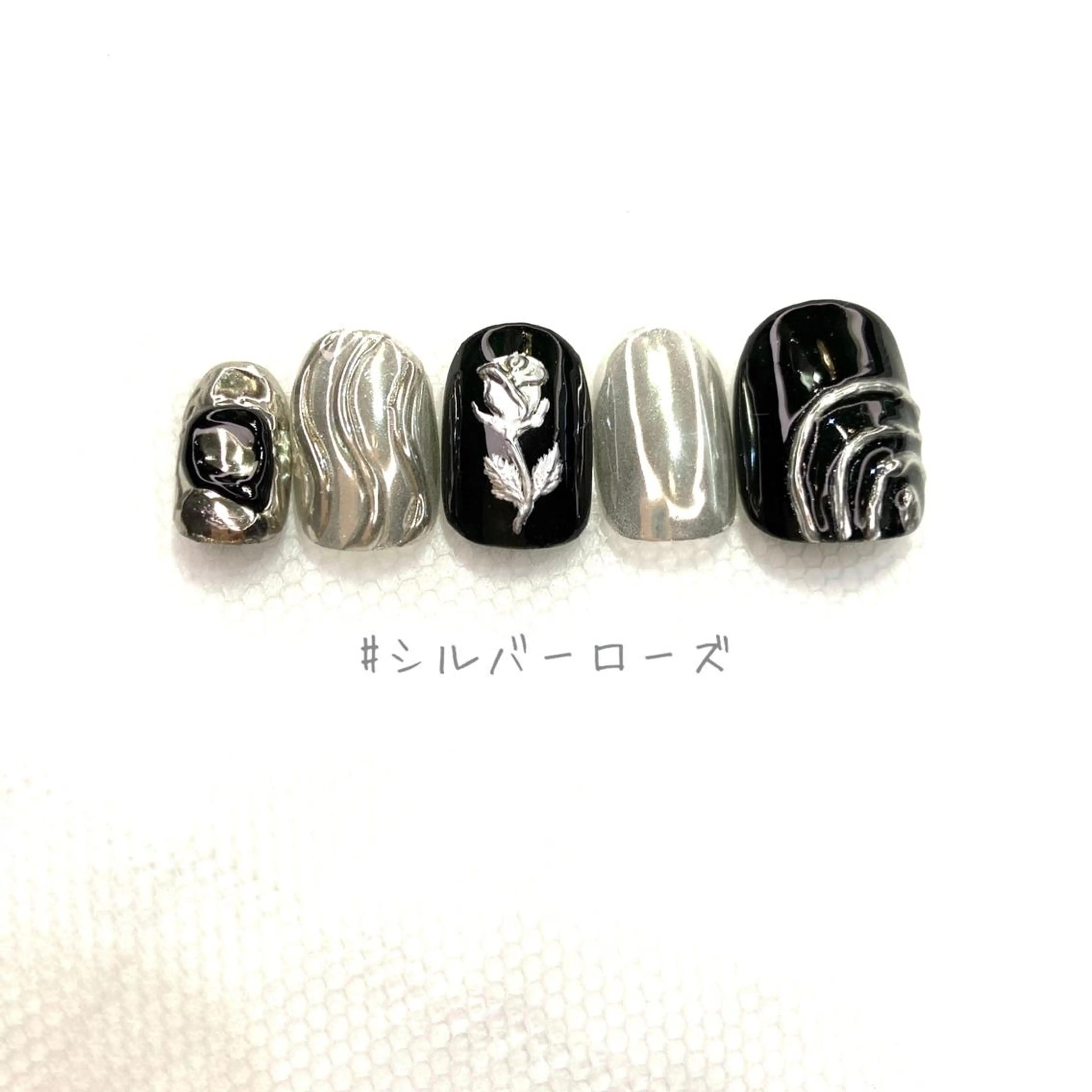 ネイル シルバー nailbios所属・nailbios .tomo.のネイルデザイン