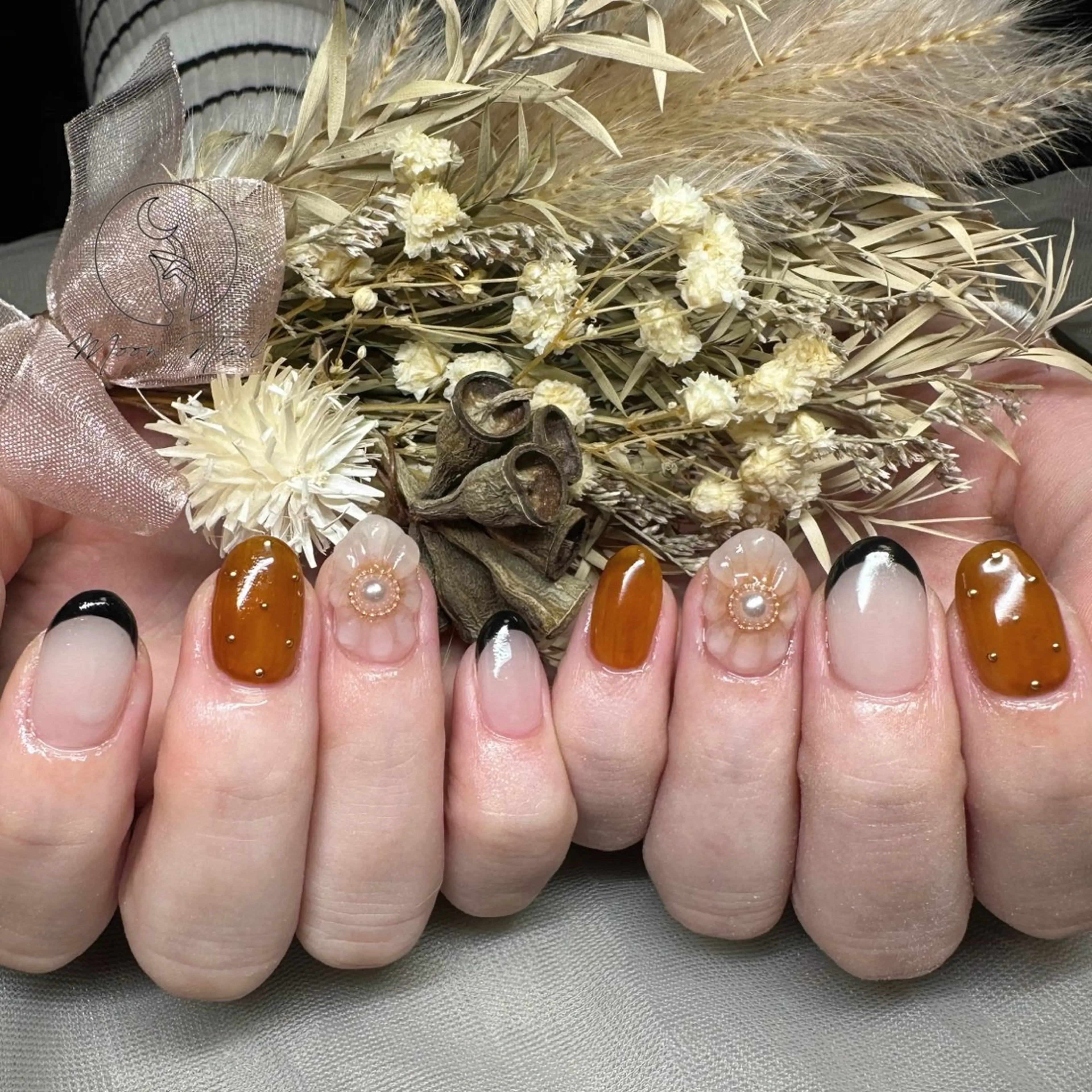 ネイル ハンドネイル Moon  Nail /栄　大須のネイルデザイン