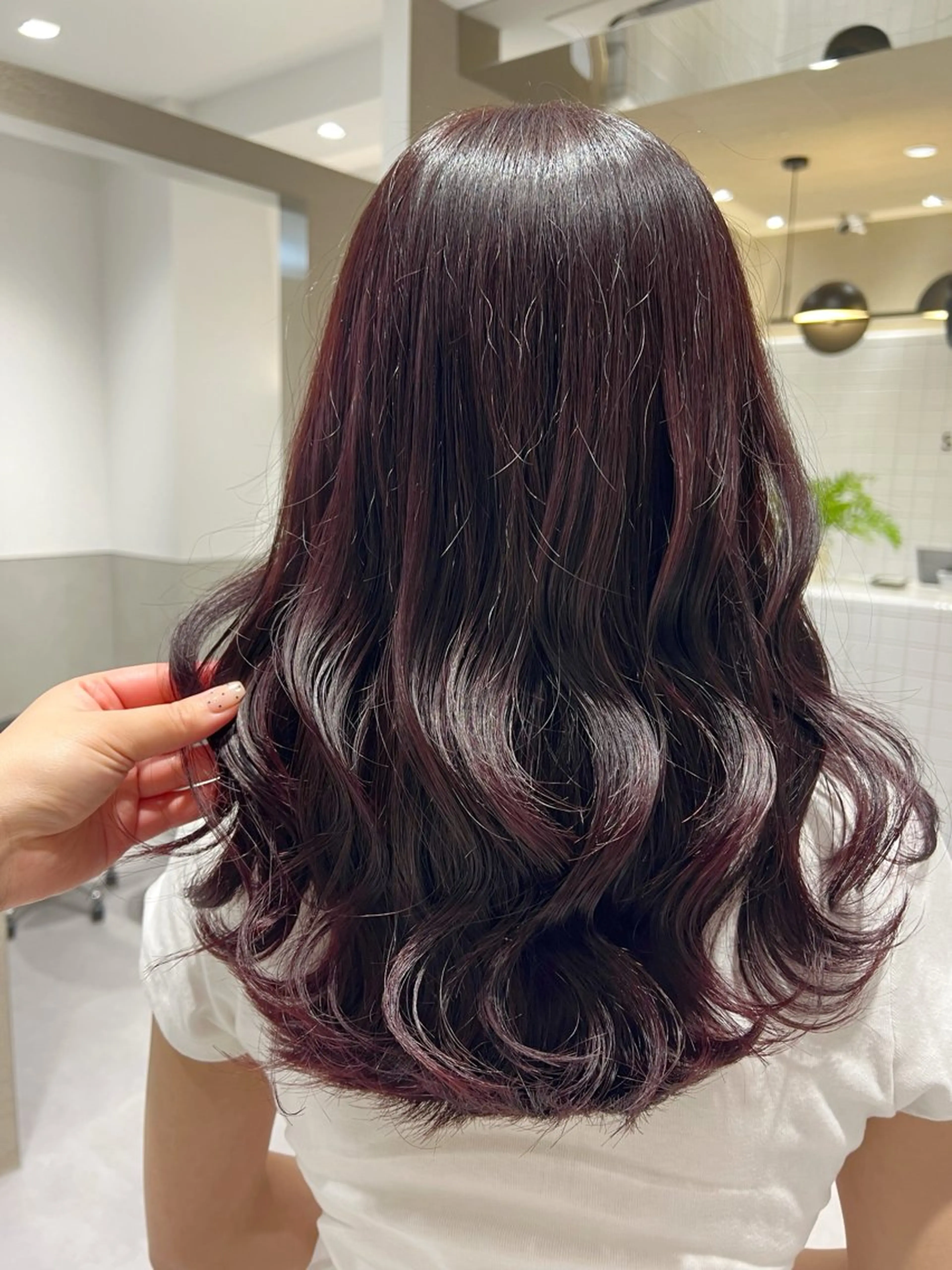 セミロング カラー ヘアアレンジ カシス パープルカラー トリートメント ヘアカラー トリートメント 新宿color🐝 AYAKA🌈💖のヘアスタイル