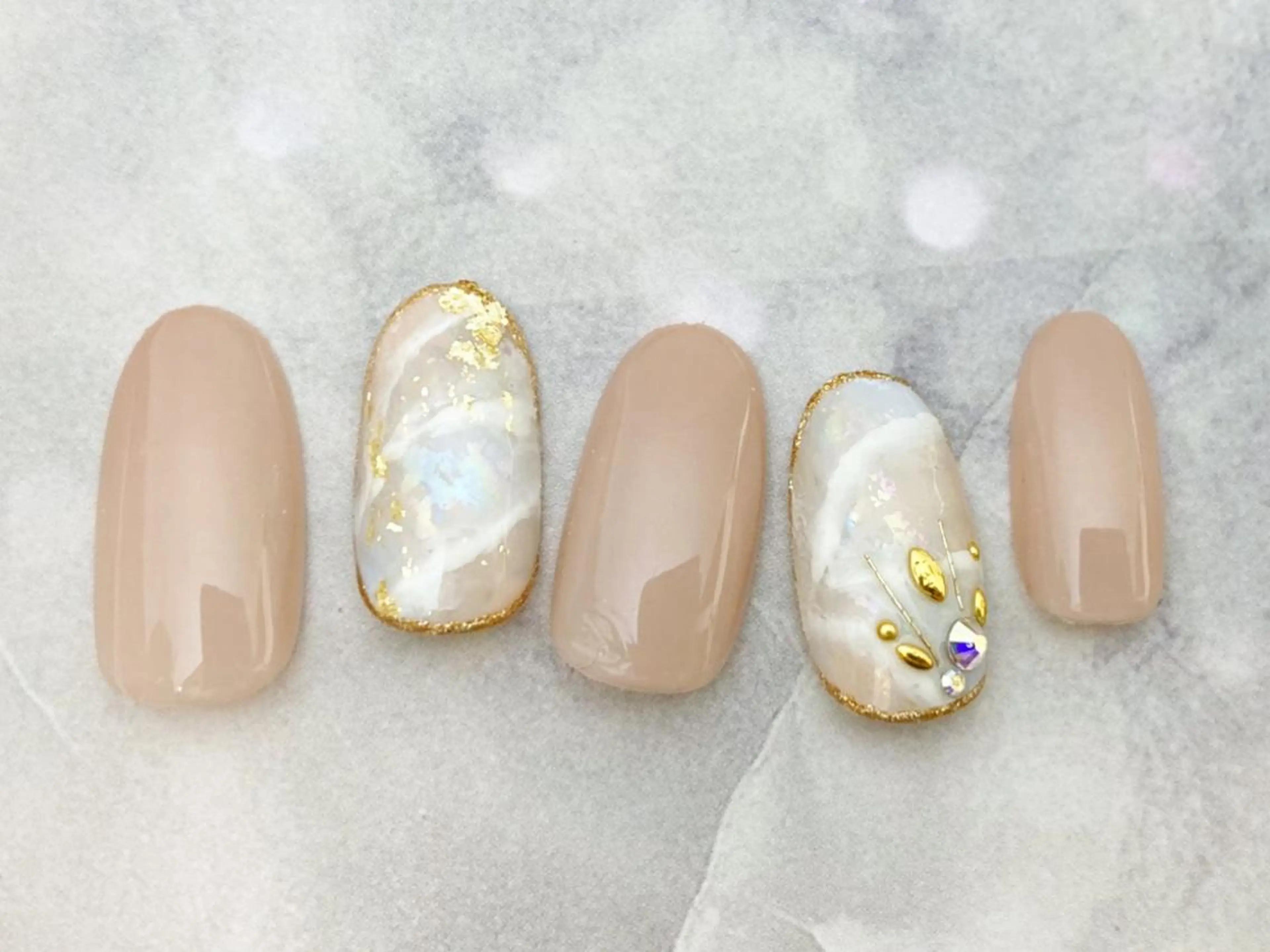 マツエク・マツパ リセ有楽町店 ネイリストのネイルデザイン