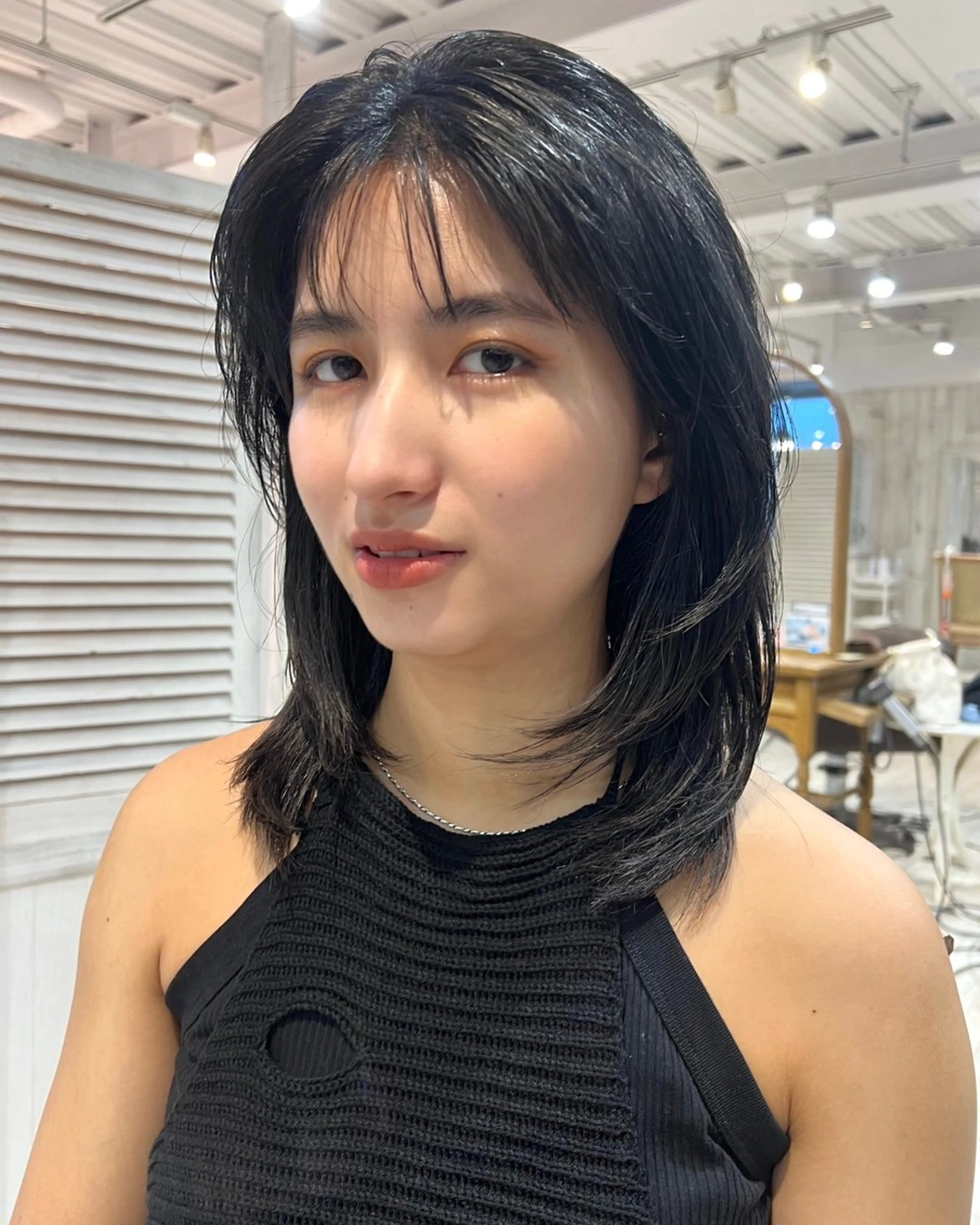 ミディアム レイヤーカット 韓国ヘア 🎀華澄のヘアスタイル