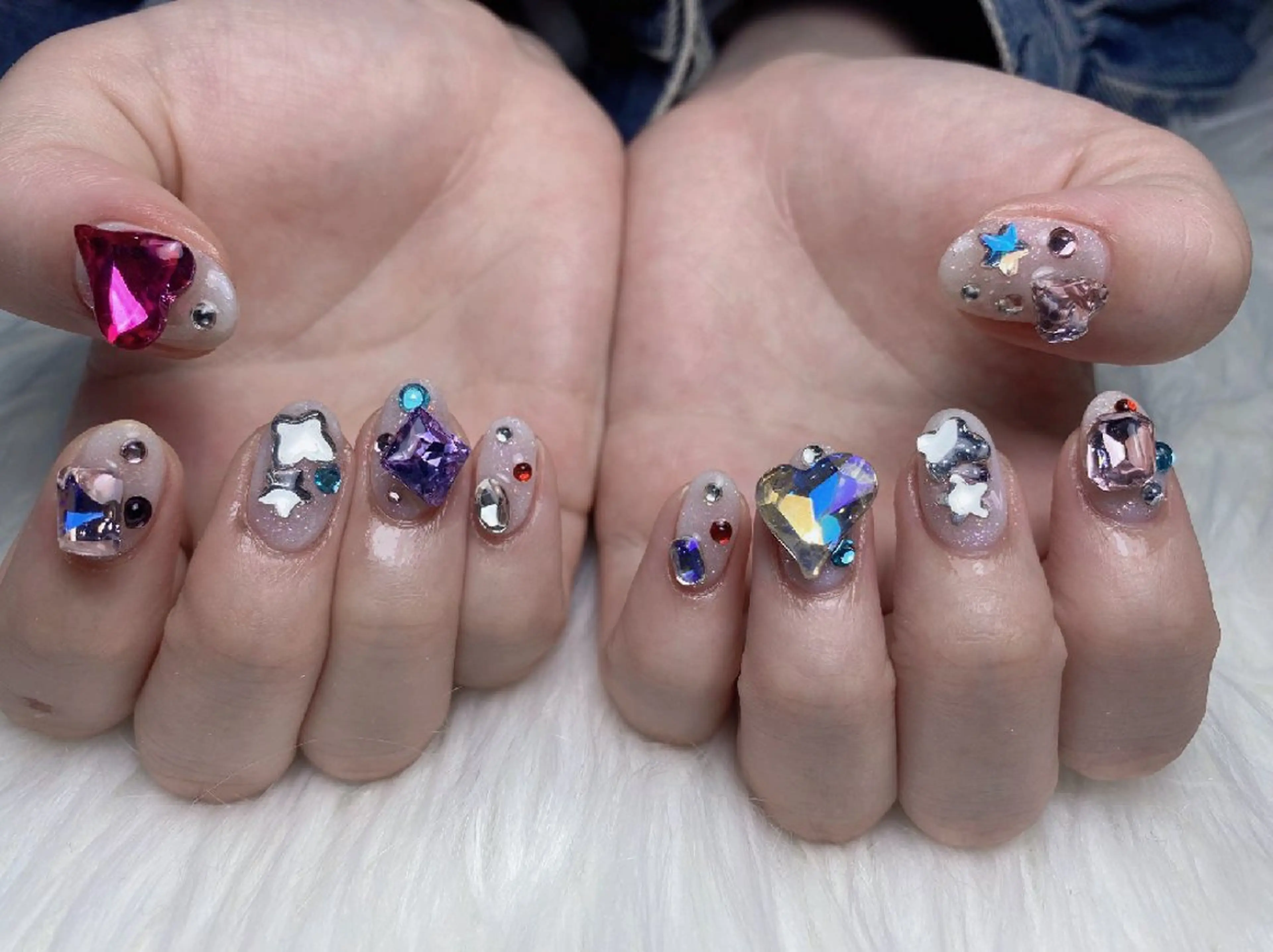 ネイル キラキラネイル 持ち込み ハンドネイル UM Nail Salonのネイルデザイン