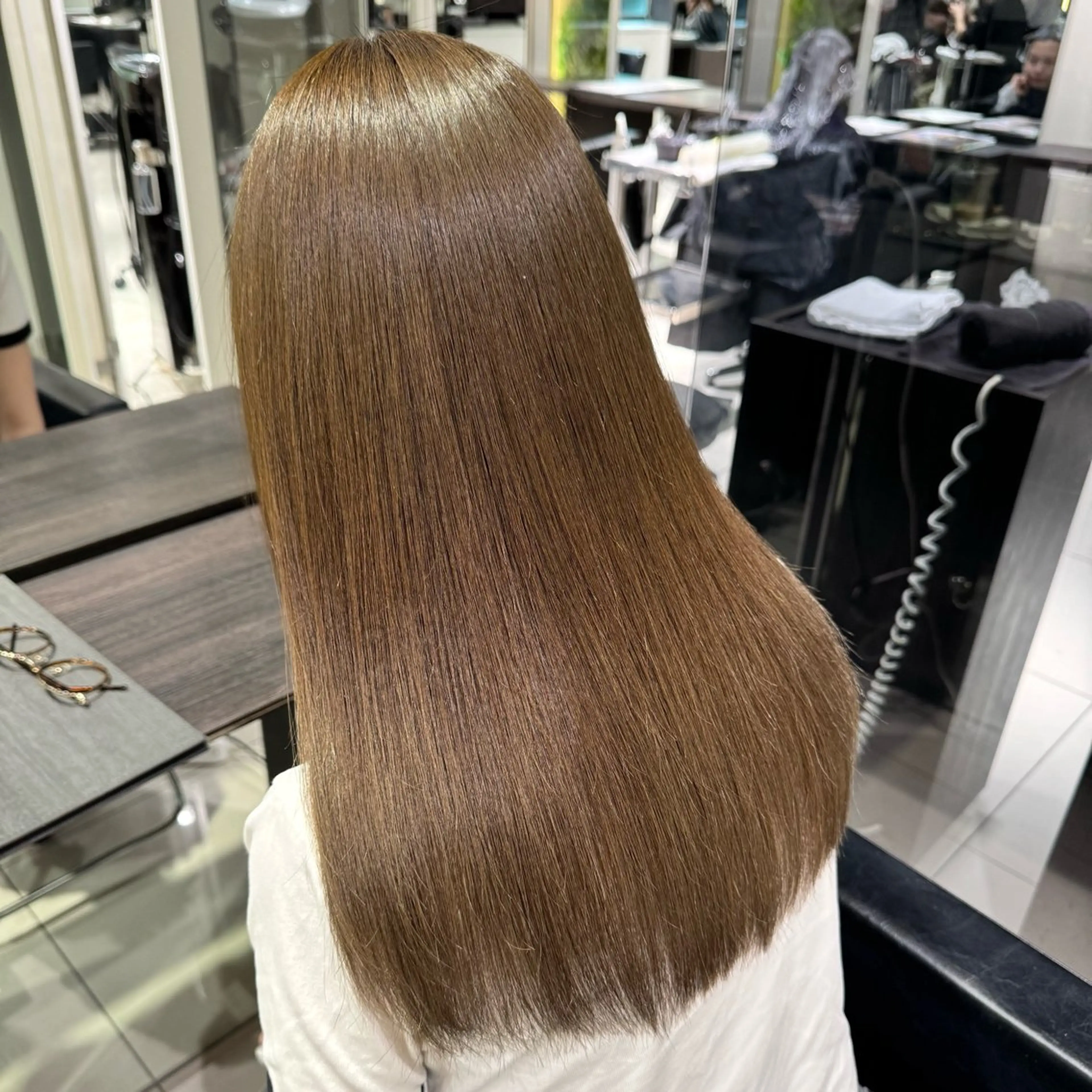 セミロング カラー ヘアアレンジ ヘアカラー ブリーチなしカラー /ベージュ/安形翔のヘアスタイル