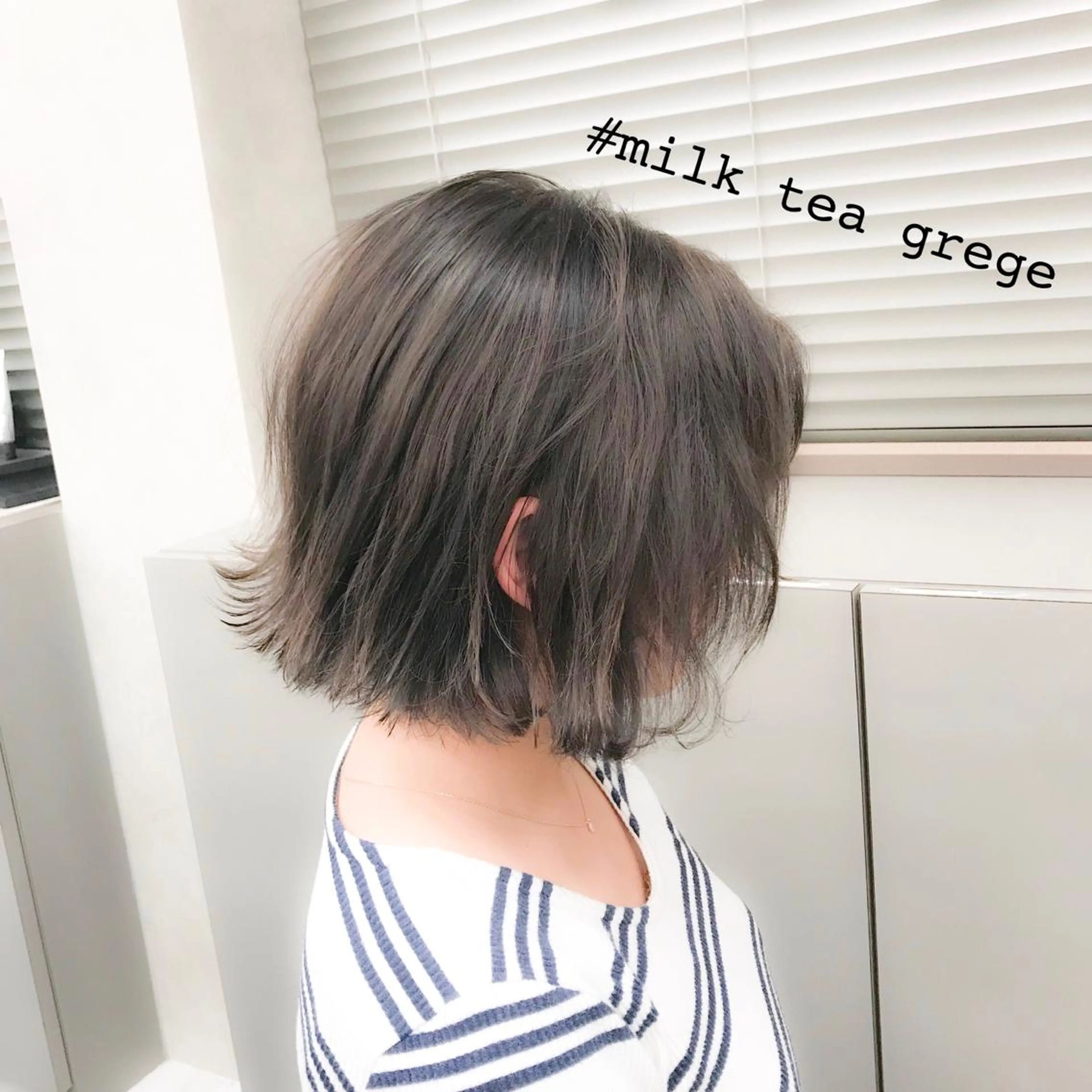 ショート カラー ヘアアレンジ 透明感カラー/ 韓国ヘア/縮毛矯正のヘアスタイル