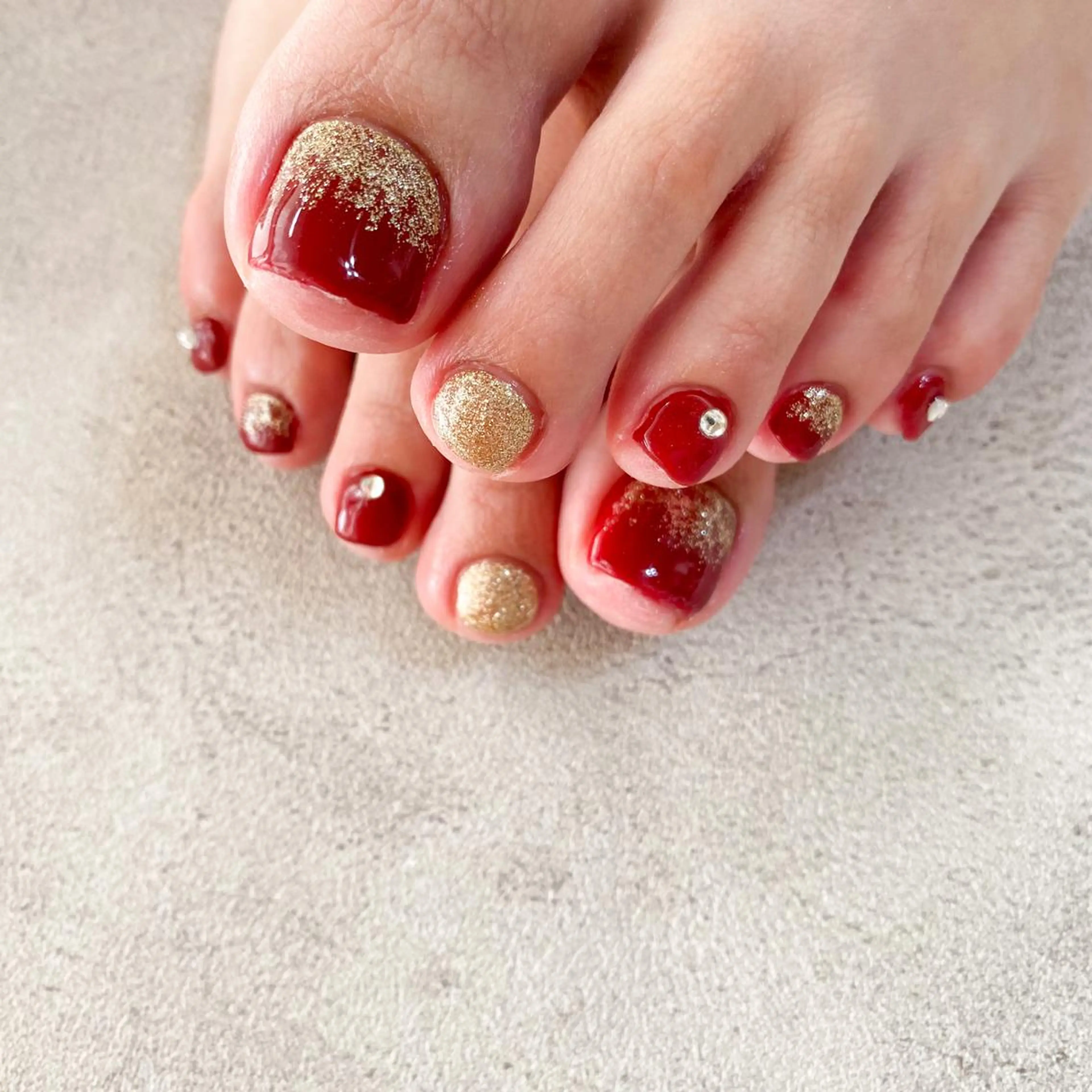 ネイル ゴテゴテ💙ワンホン リオナのネイルデザイン