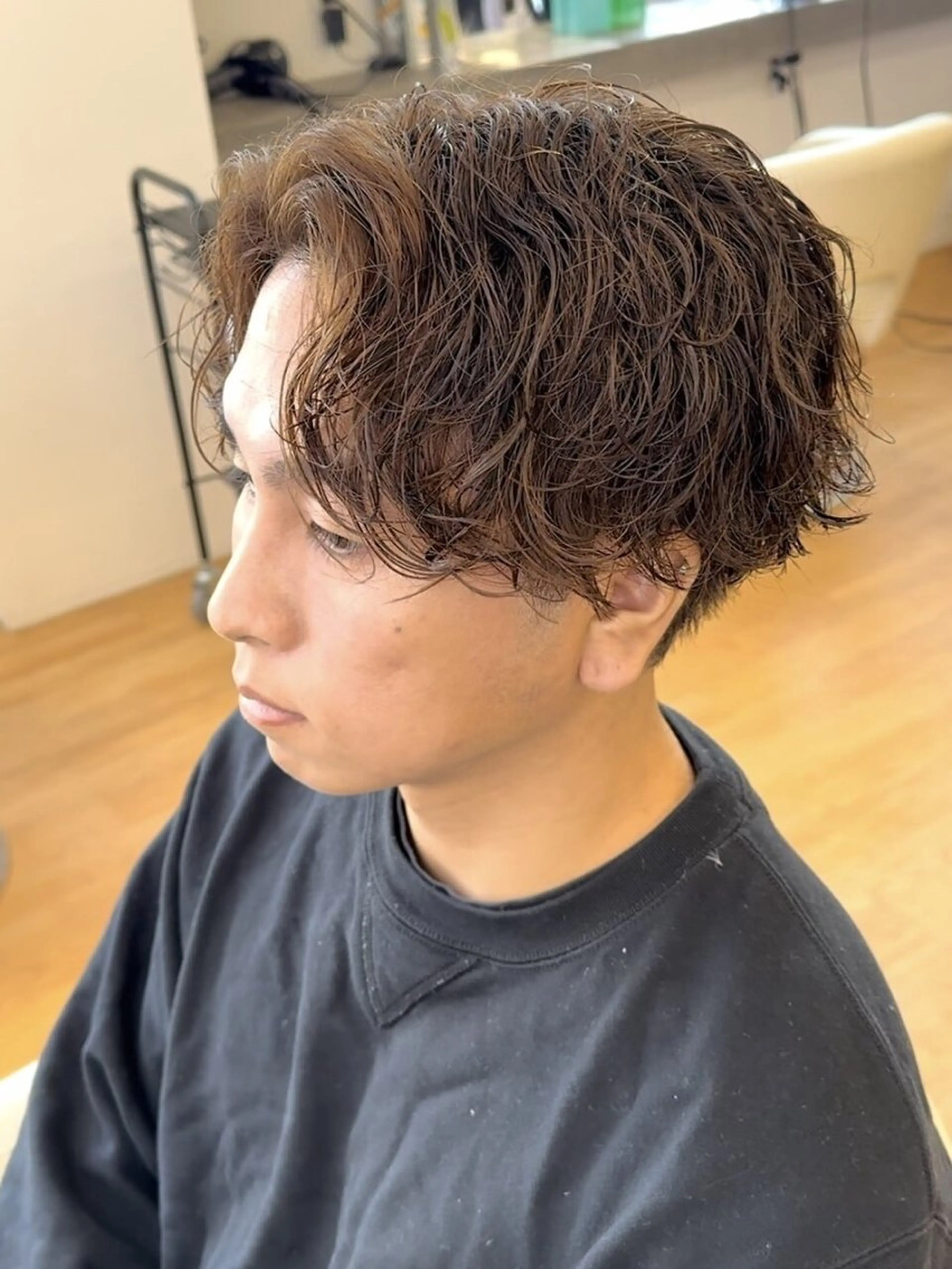 カラー ブラウンカラー become men's hair名駅店所属・高木 陸斗のヘアスタイル