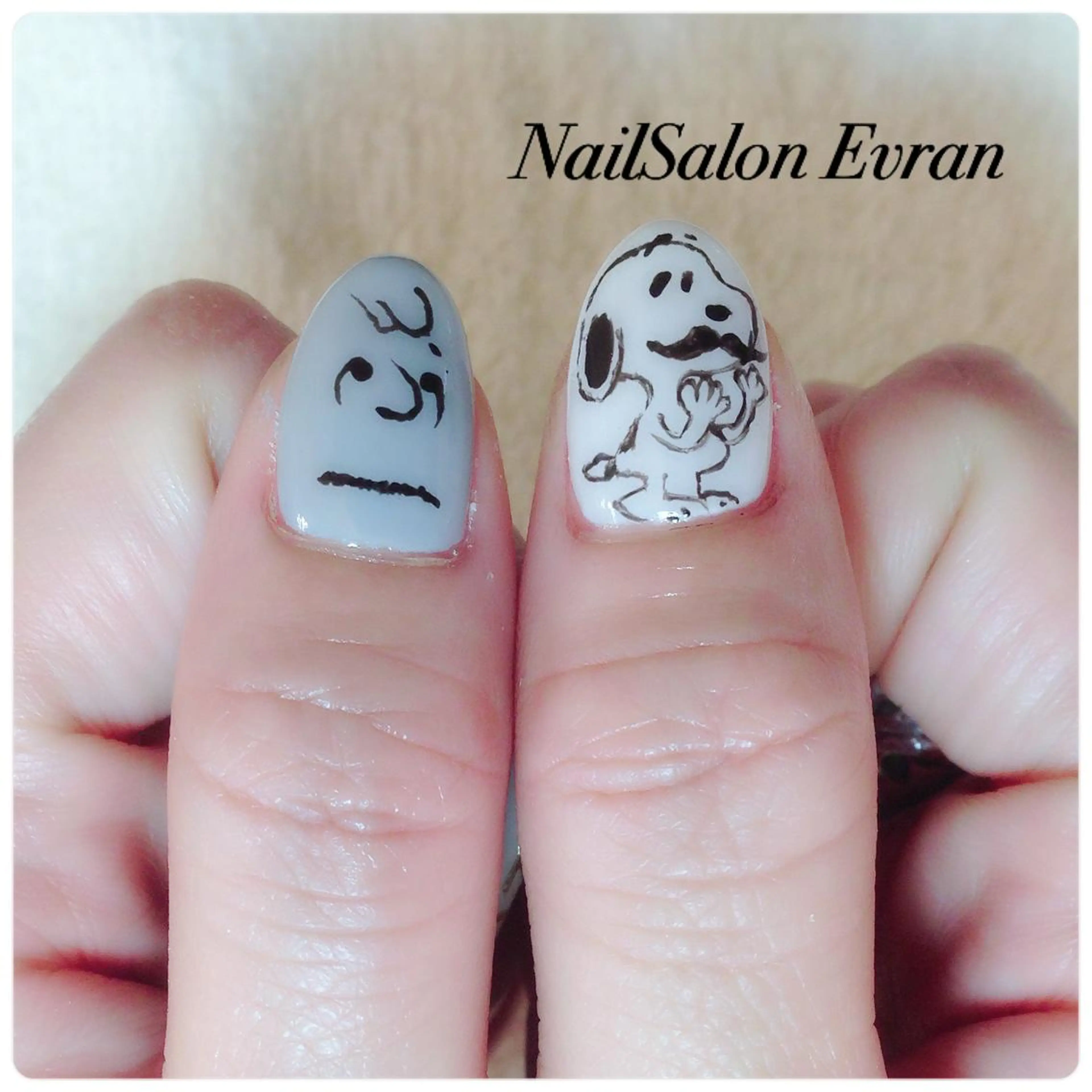 ネイル アートネイル フレンチネイル マグネットネイル 持ち込み ニュアンスネイル Nail salon Evranのネイルデザイン