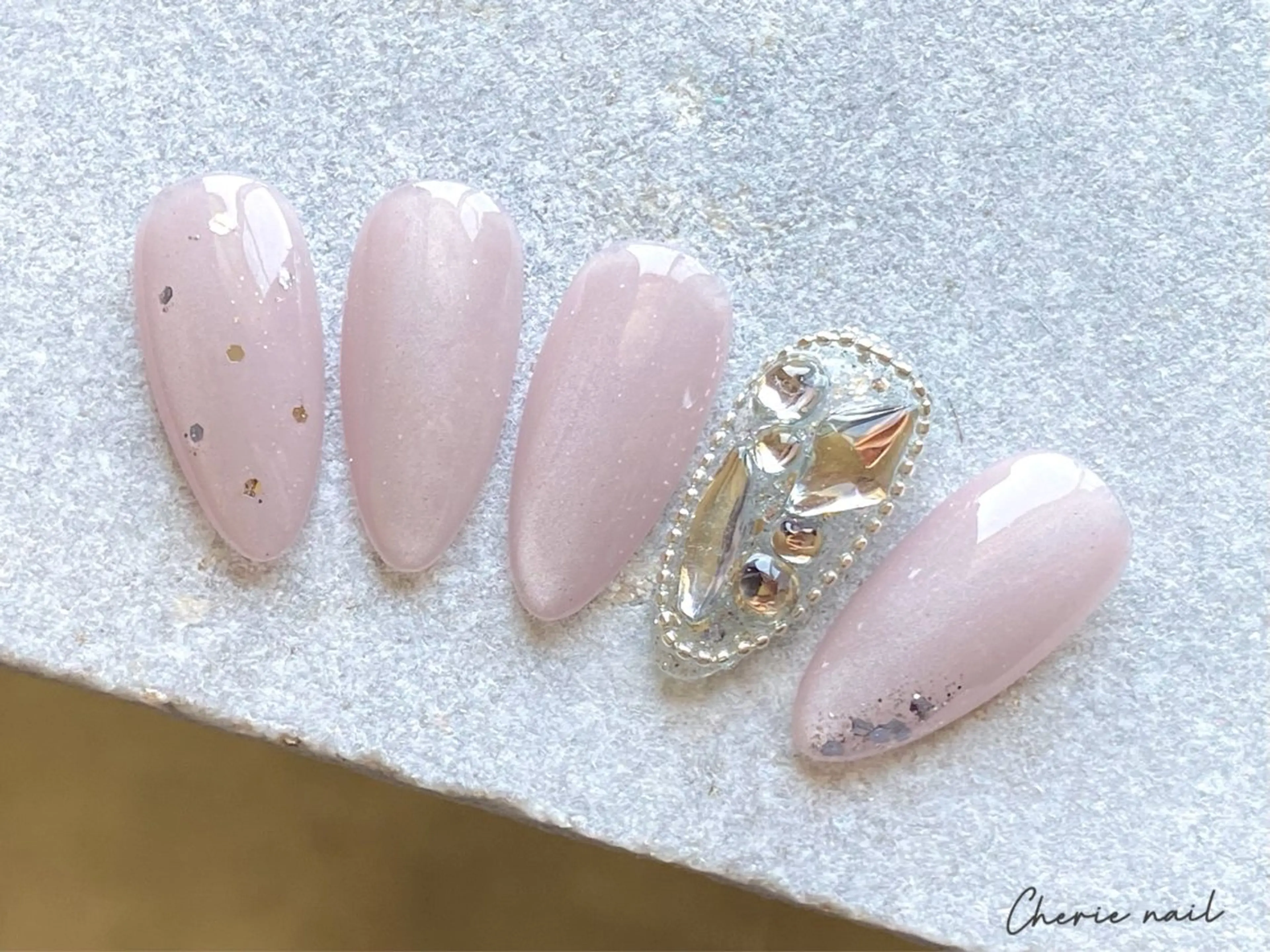 ネイル ジェルネイル マグネットネイル ピンク 春ネイル Cherienail yunaのネイルデザイン