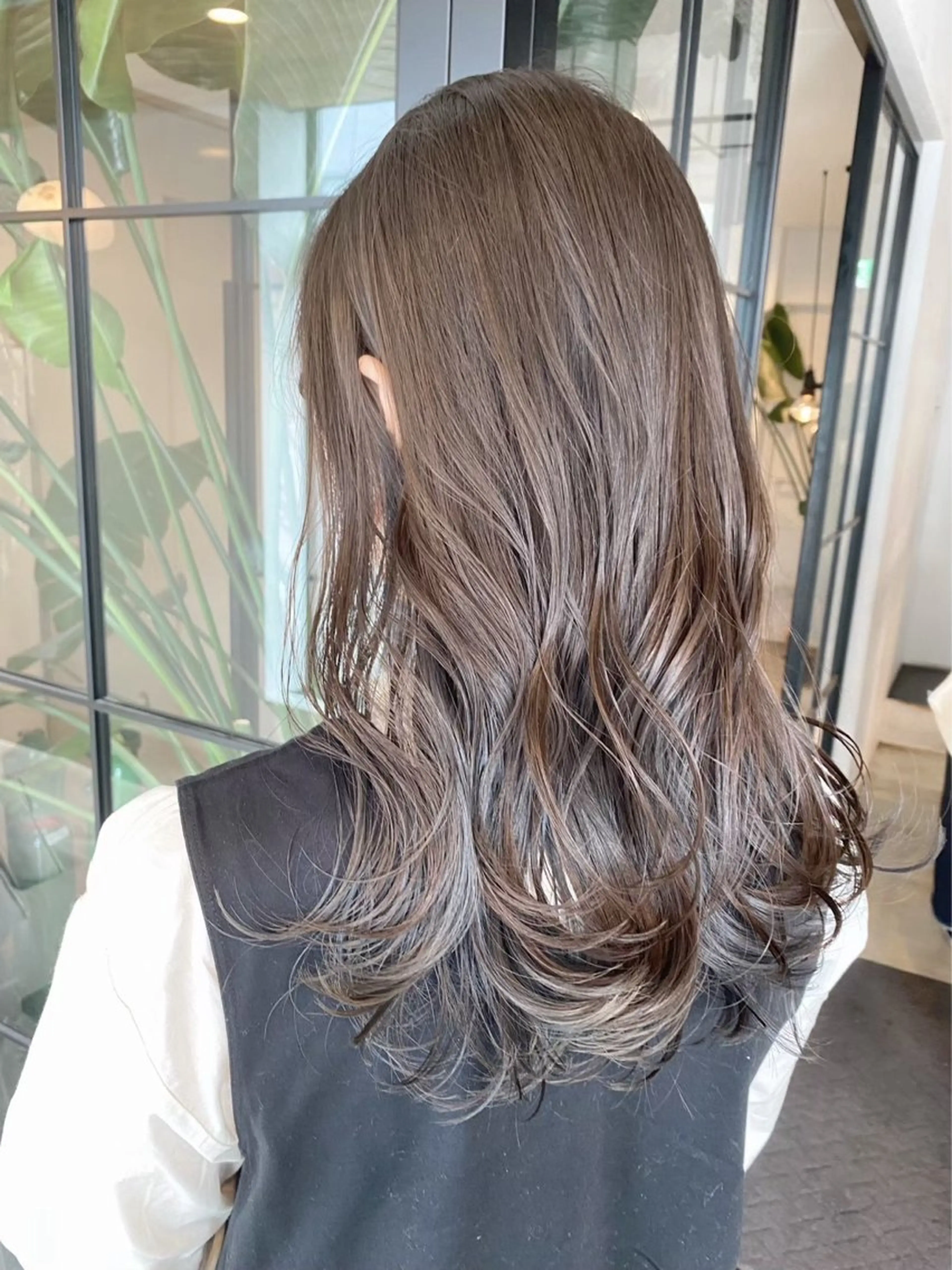 ロング 艶カラー🤍新潟/ 小新/マオのヘアスタイル
