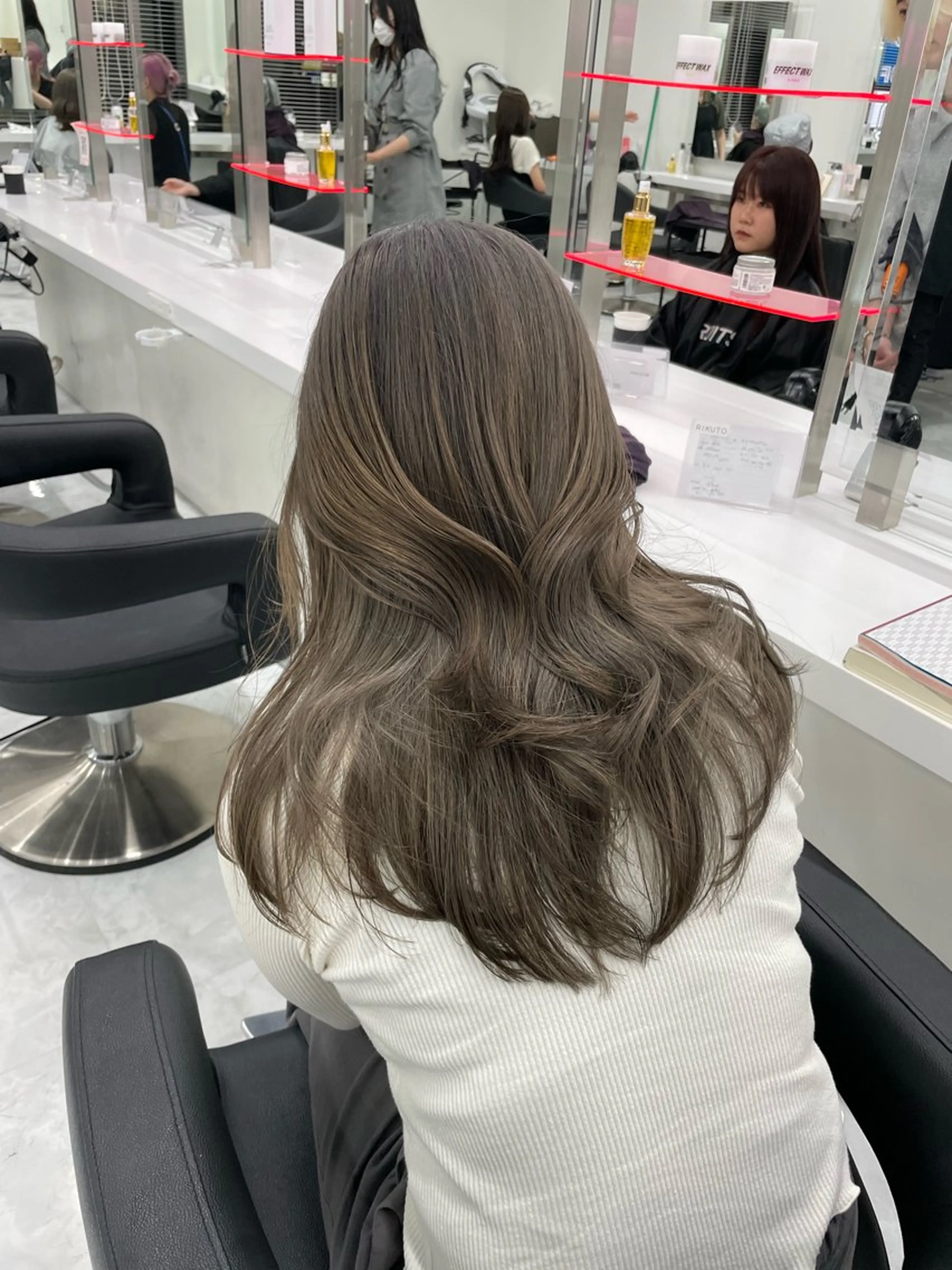 🪡ケア重視したい方❤︎🪡カット+ブリーチなしorあり選べるダブルカラー+髪質改善トリートメントの写真