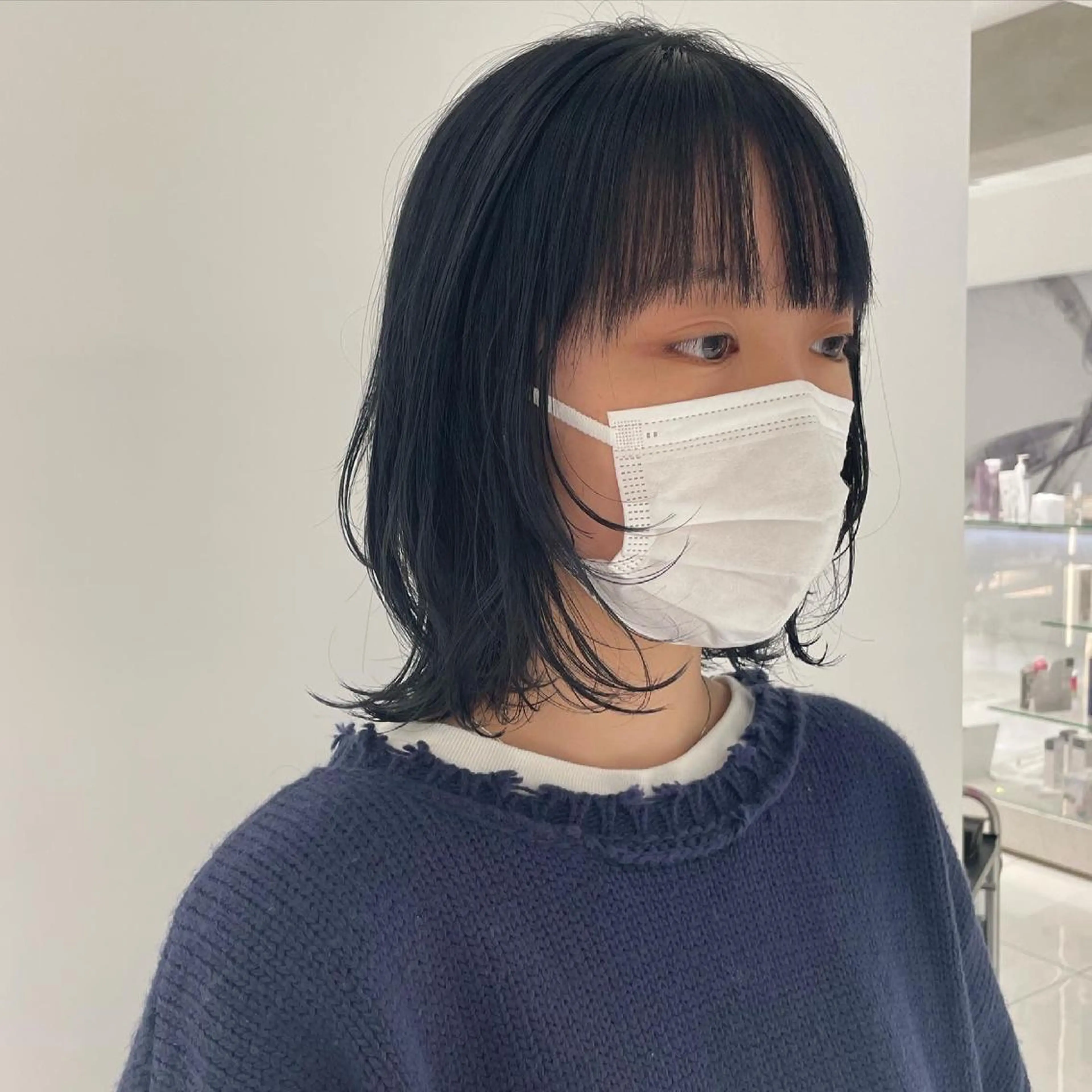 カラー ヘアアレンジ ブルーカラー ネイビーカラー 古屋 花織のヘアスタイル