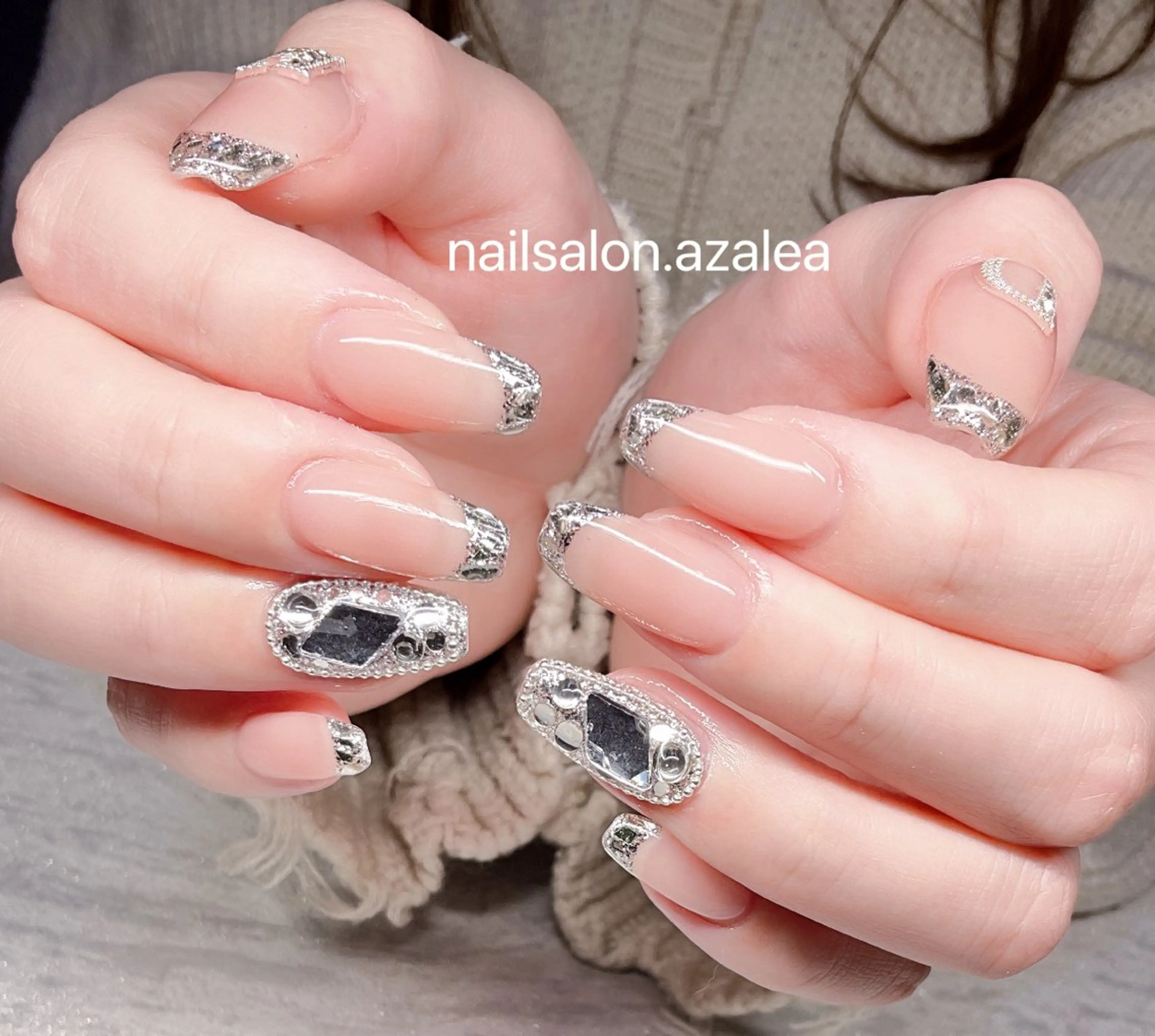 ネイル ハンドネイル R inのネイルデザイン