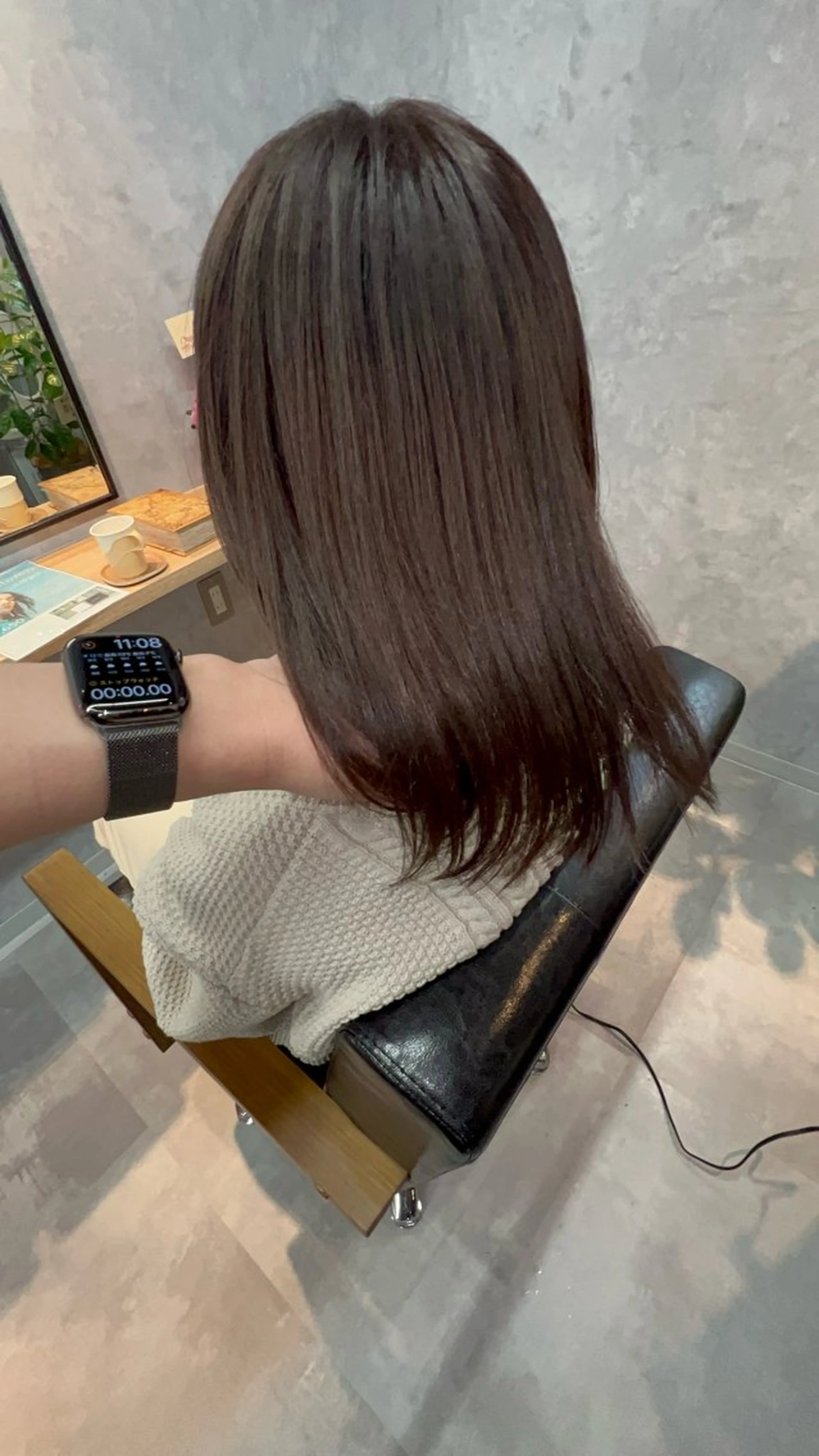 ミディアム motoトップカラー リスト/ブリーチカラのヘアスタイル