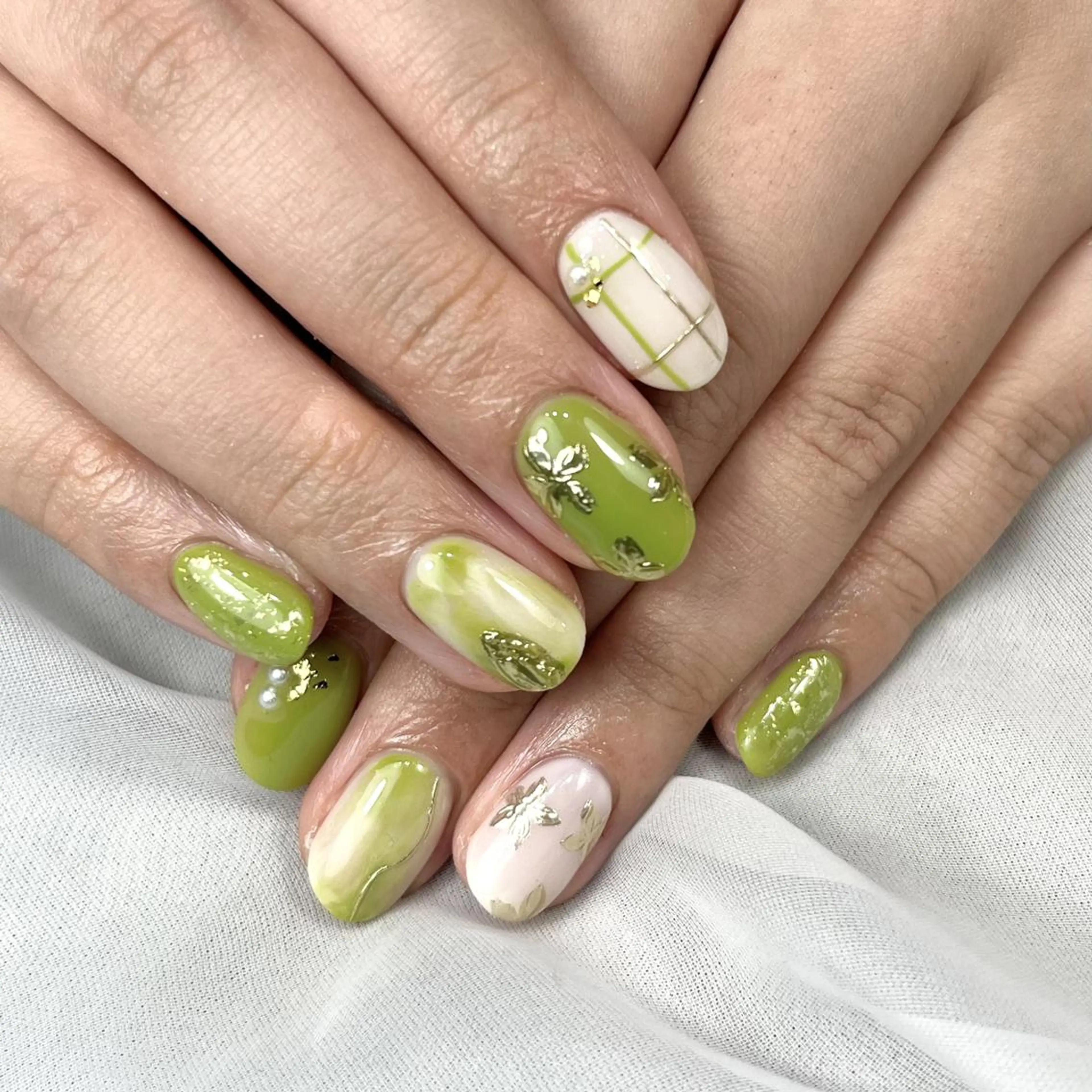 ネイル アートネイル 持ち込み Salute本店 森崎友紀恵のネイルデザイン