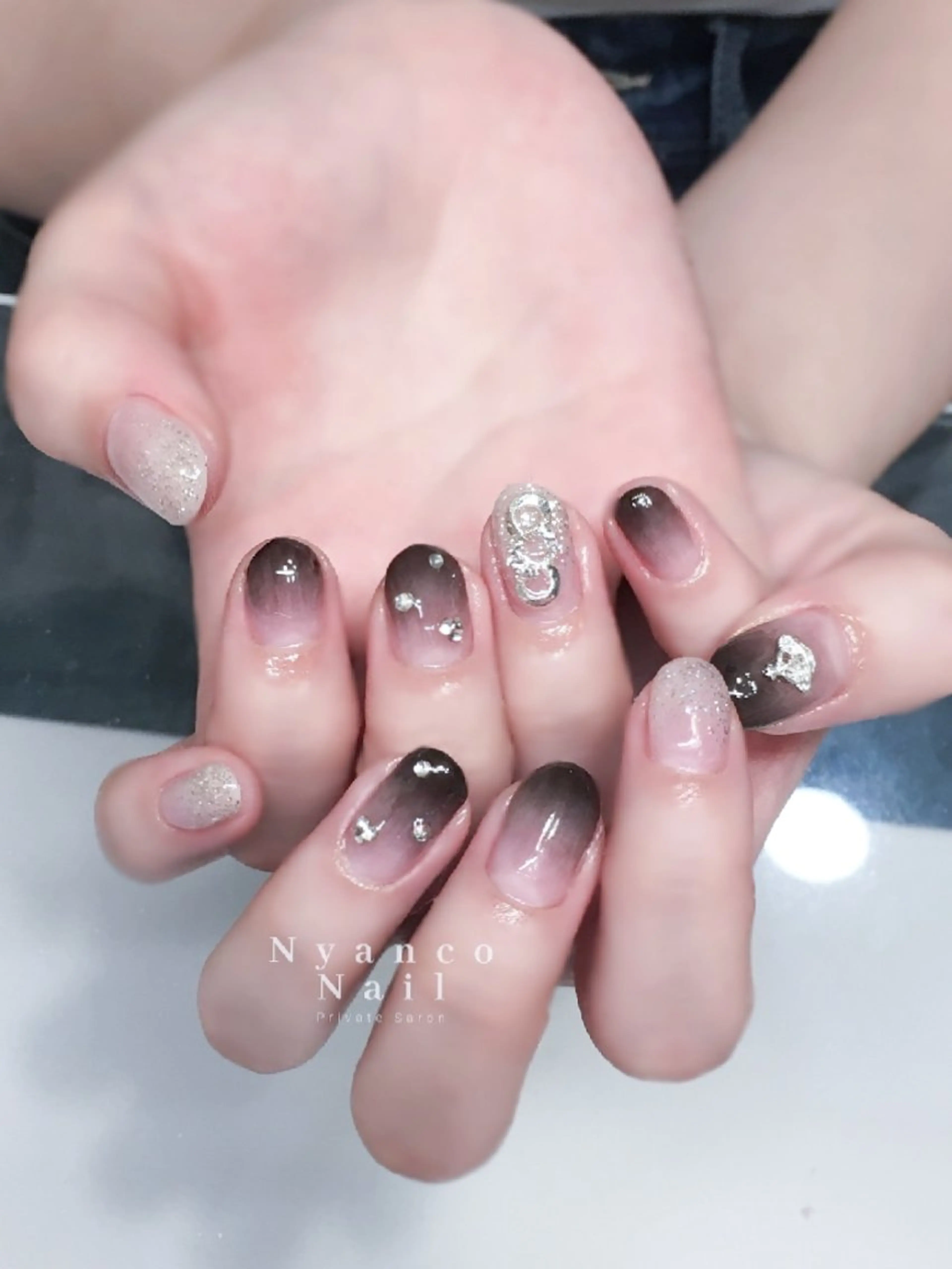 ネイル ジェルネイル グラデーション キラキラネイル シンプルネイル 夏ネイル Nyanco Nailのネイルデザイン