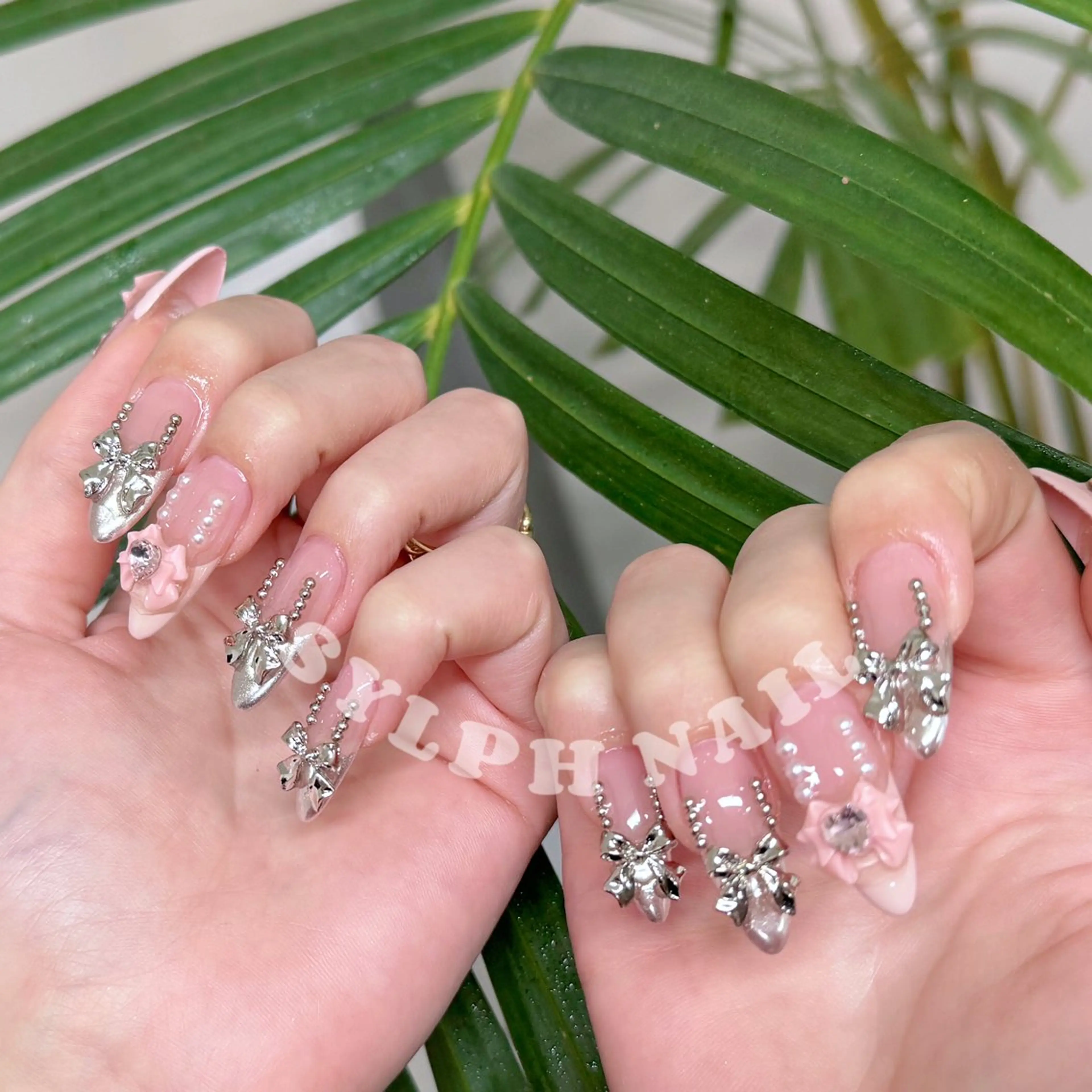 ネイル ハンドネイル ハンドケア Trend Nail シルフのネイルデザイン