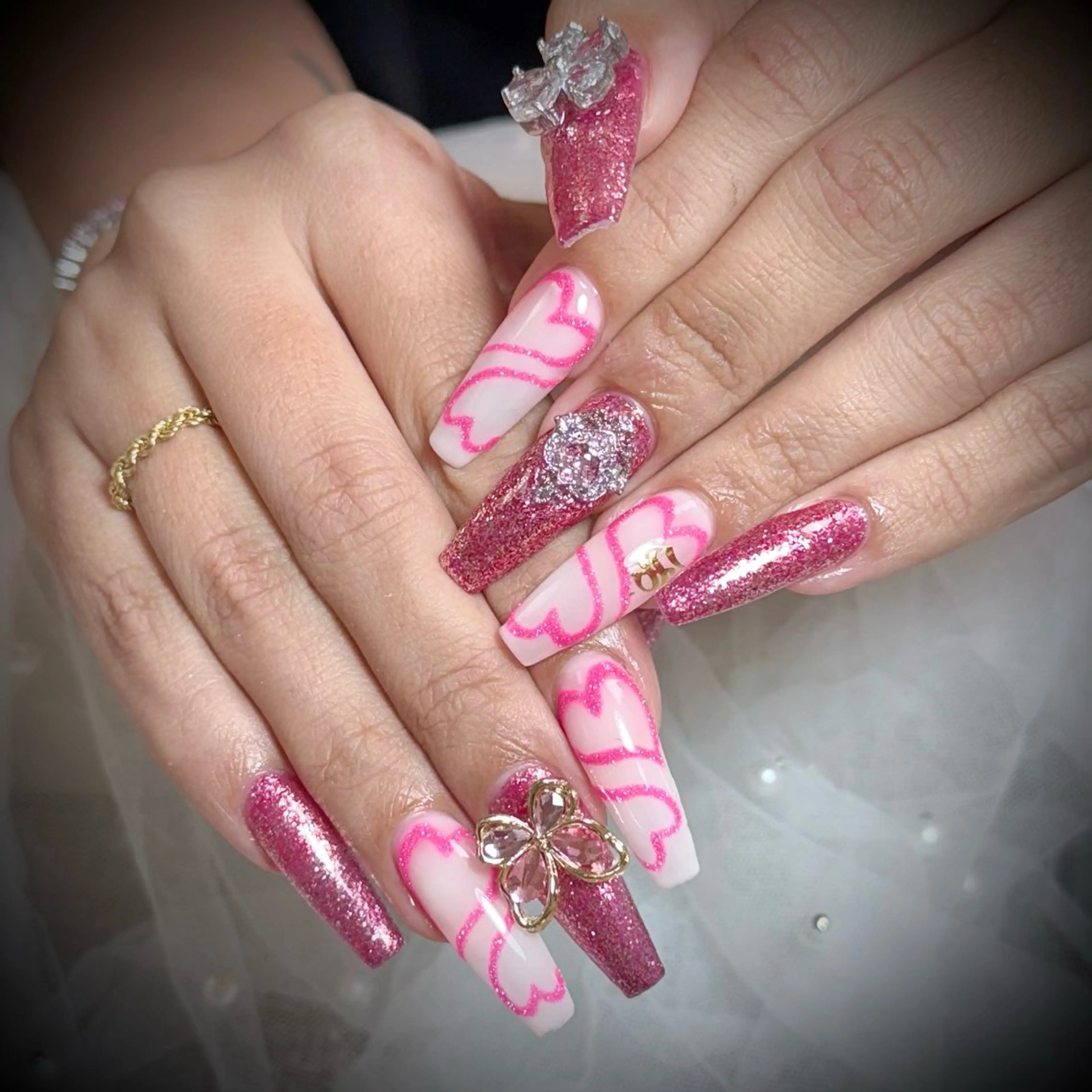 ネイル ハンドネイル エクラNailサロン ミオのネイルデザイン