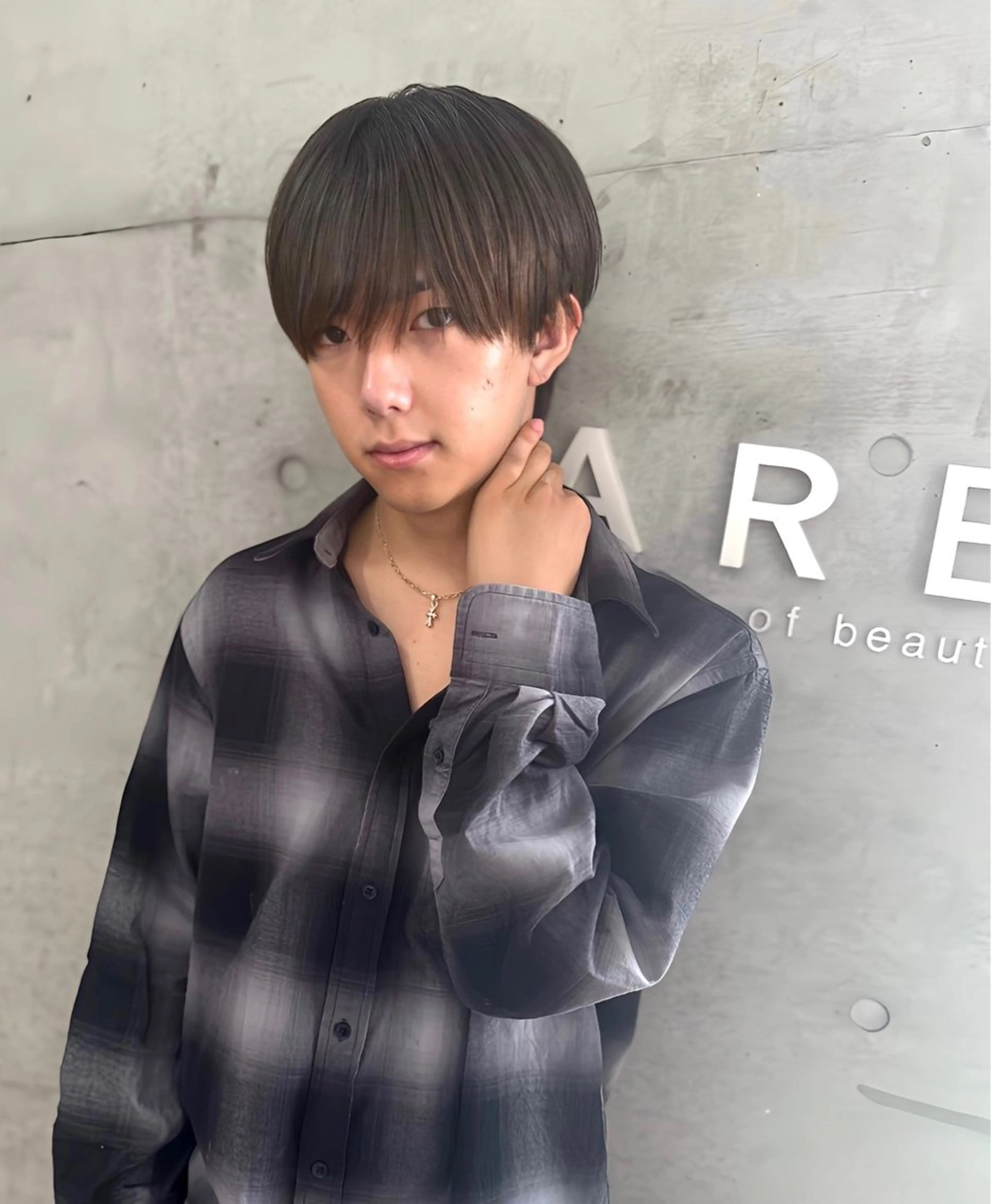✂️メンズ限定30％OFFメニューカット+酸性ストレートダメージレスな縮毛矯正で質感も柔らかくナチュラルな仕上がりに！！の写真