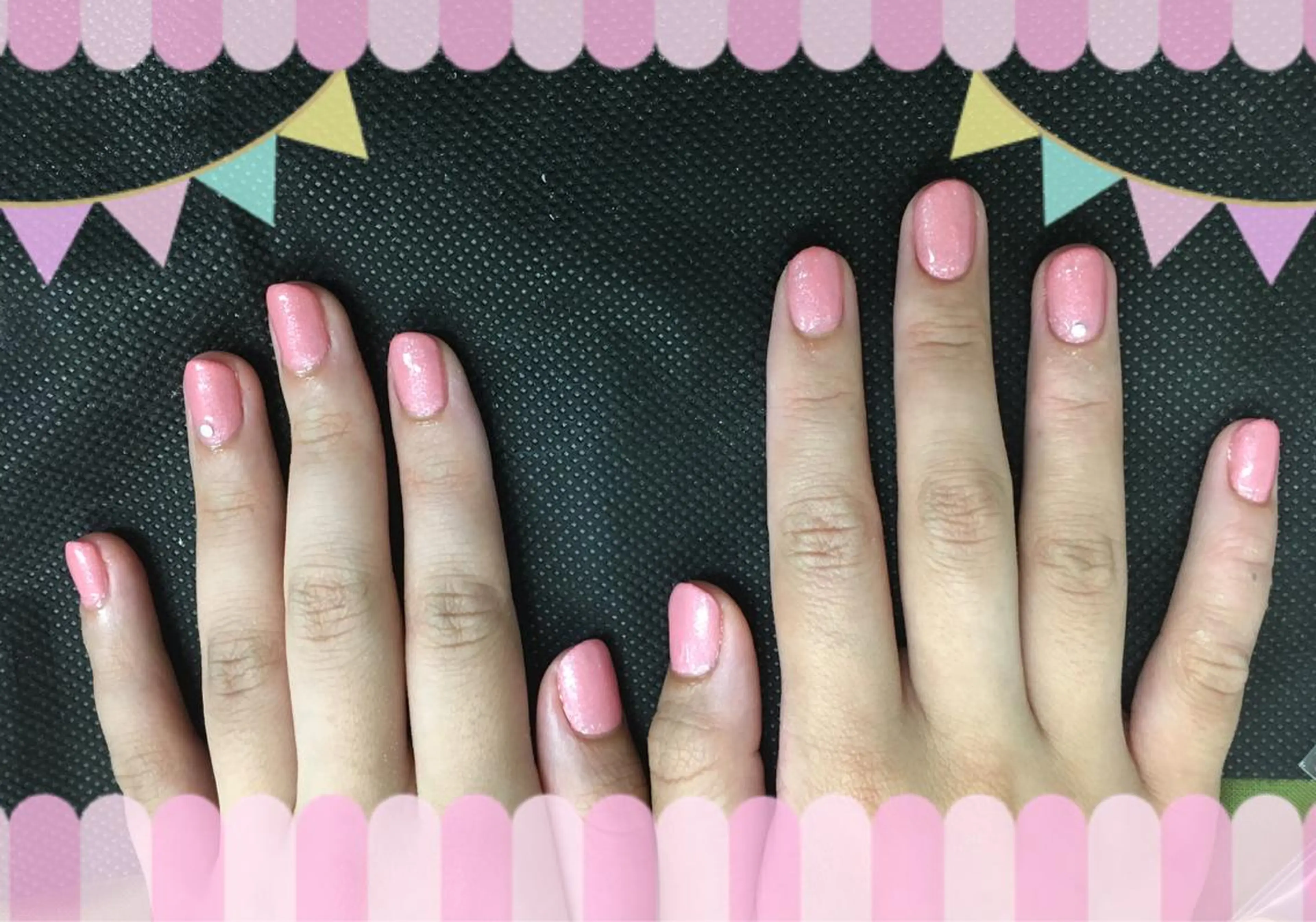 ネイル ワンカラーネイル ストーンネイル ネイル＆フラワーサロン〜Ri✦hiro〜鳥栖店所属・HIRATA RIEのネイルデザイン