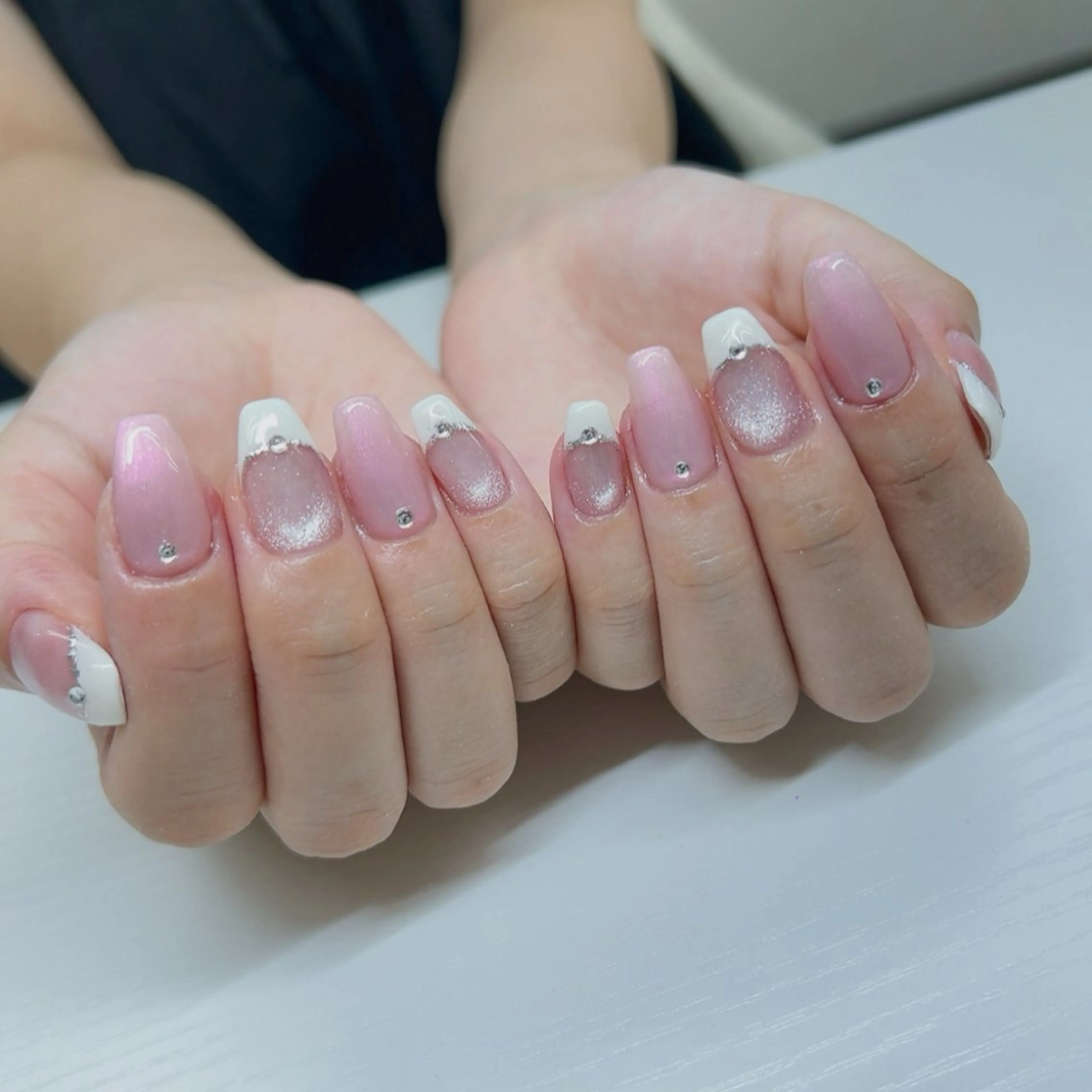ネイル ハンドネイル Le Clavier  Nail Salon所属・佐藤 ゆきのネイルデザイン