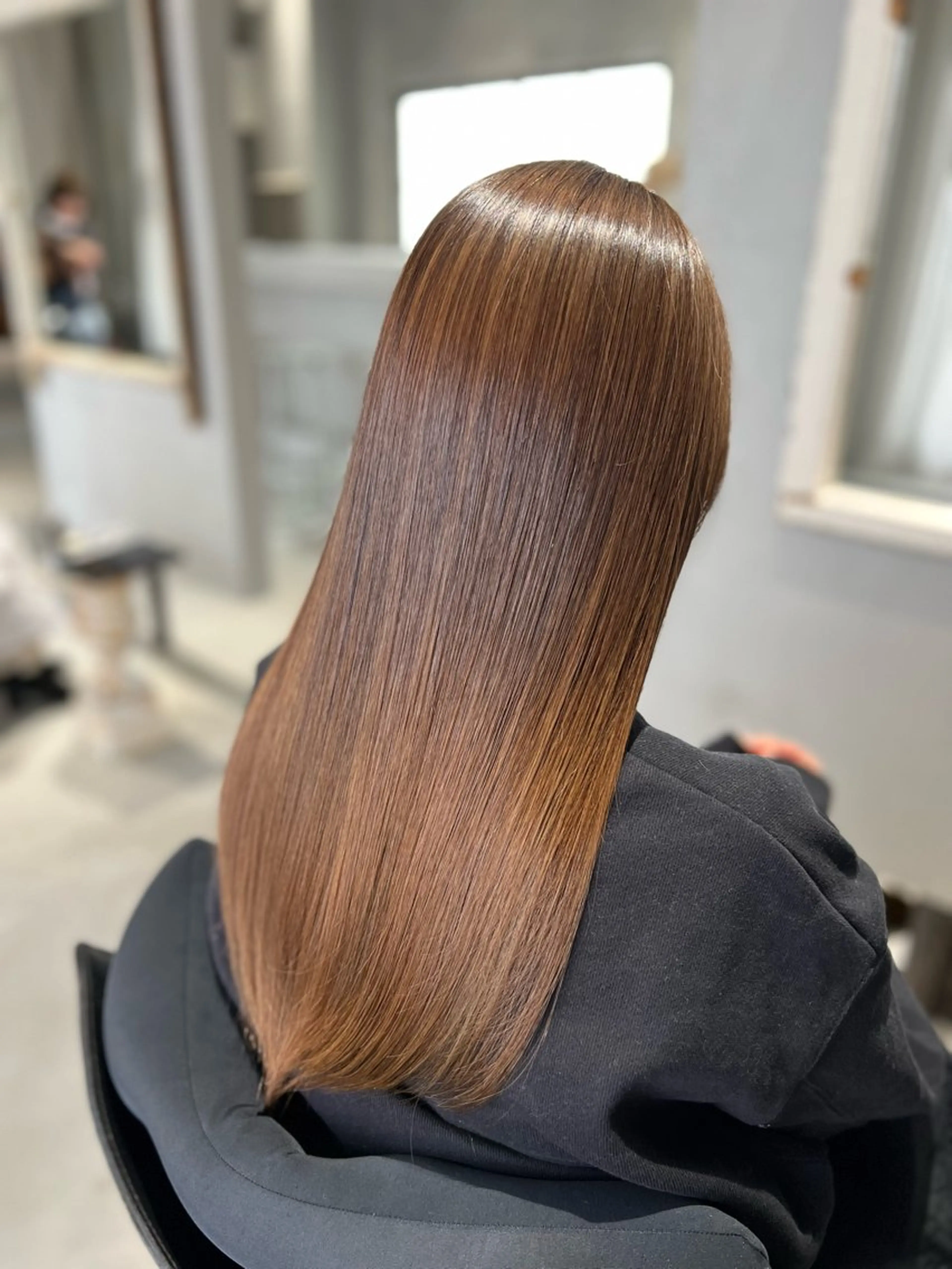 ロング 縮毛矯正 🖤美髪師🖤 縮毛矯正🥀emiのヘアスタイル